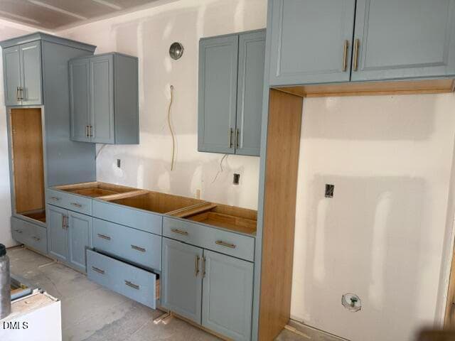 Kitchen Cabs - 65 Watauga Way, Clayton, NC 27527