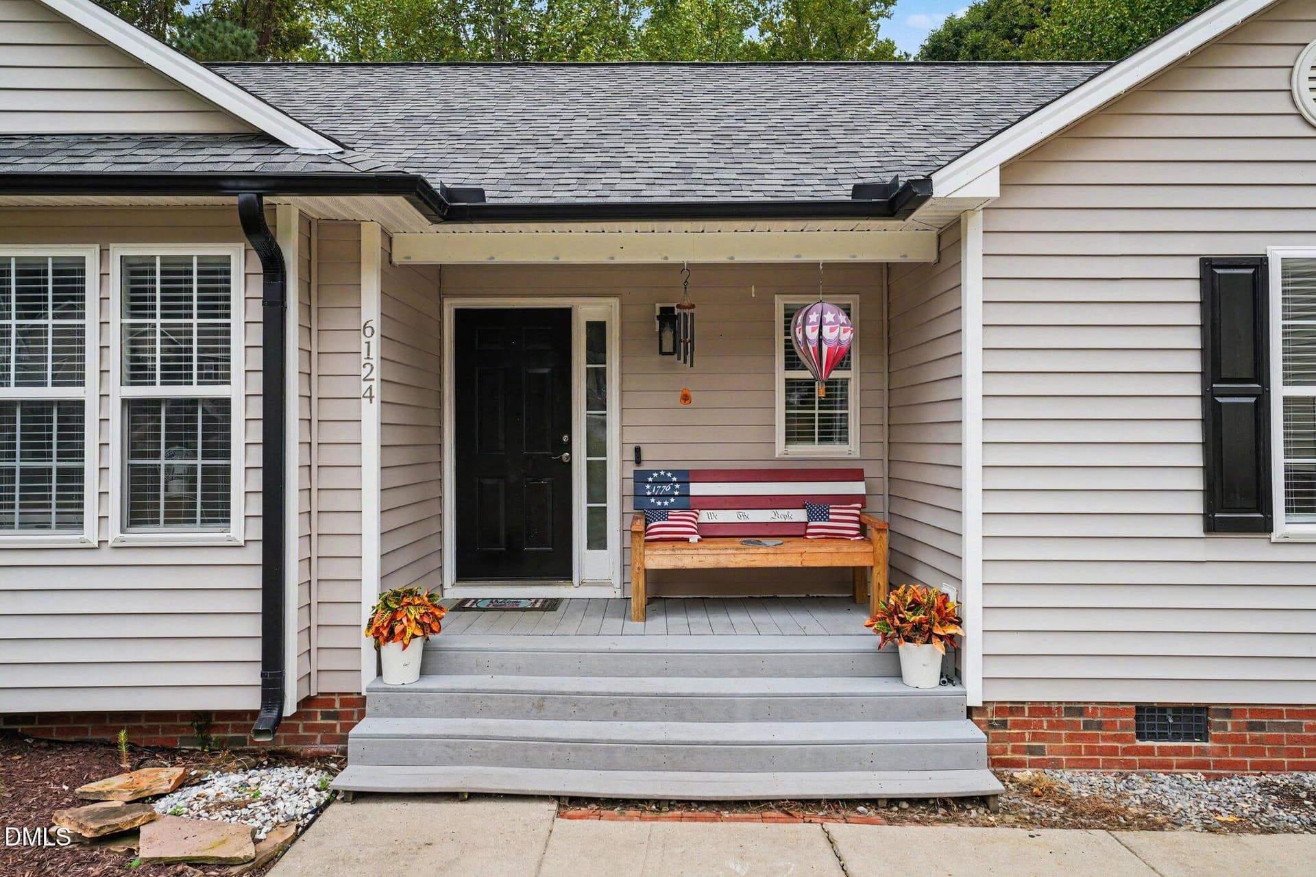004_file_4429 - 6124 Willow Crest Lane, Willow Springs, NC 27592