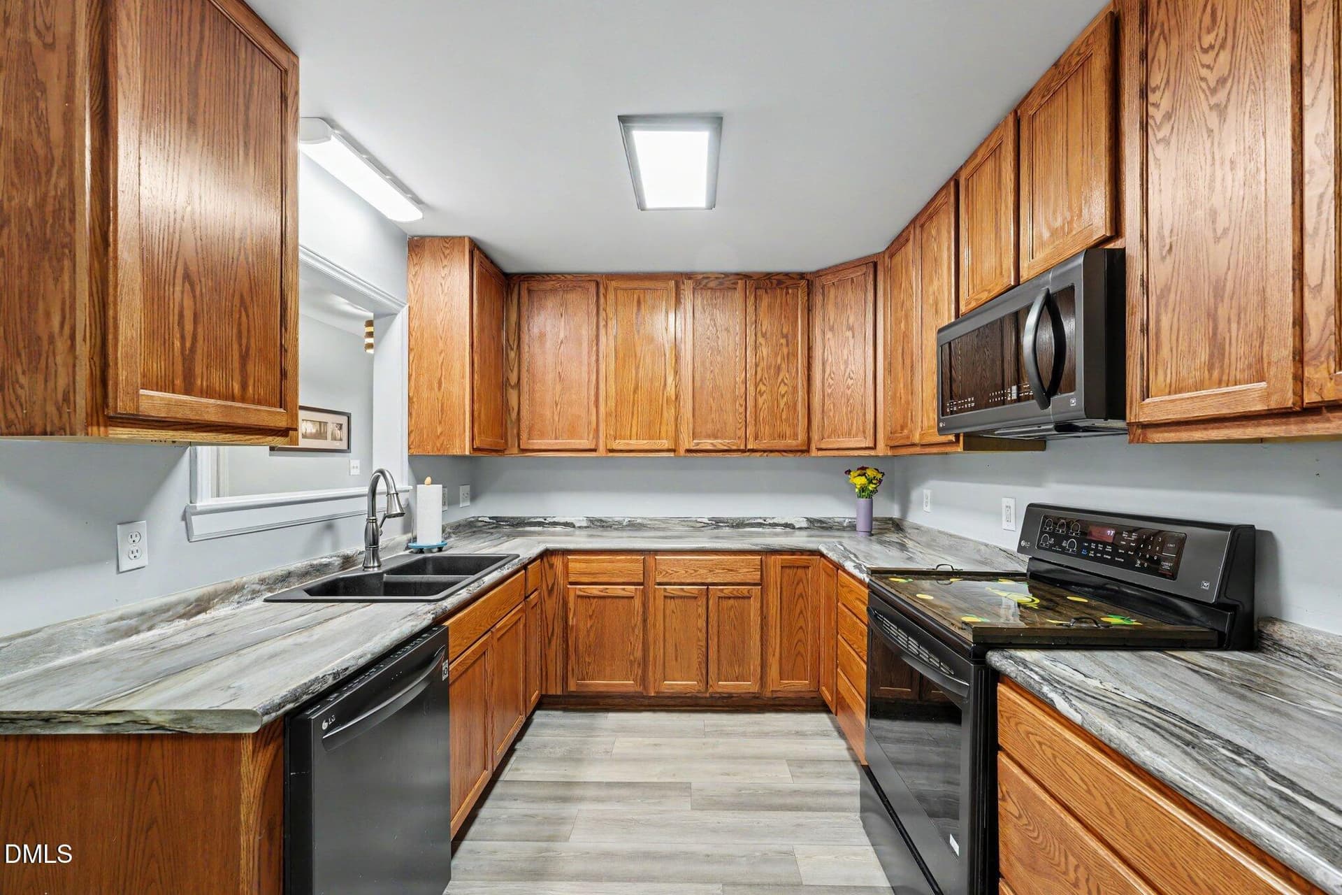 012_file_3269 - 6124 Willow Crest Lane, Willow Springs, NC 27592