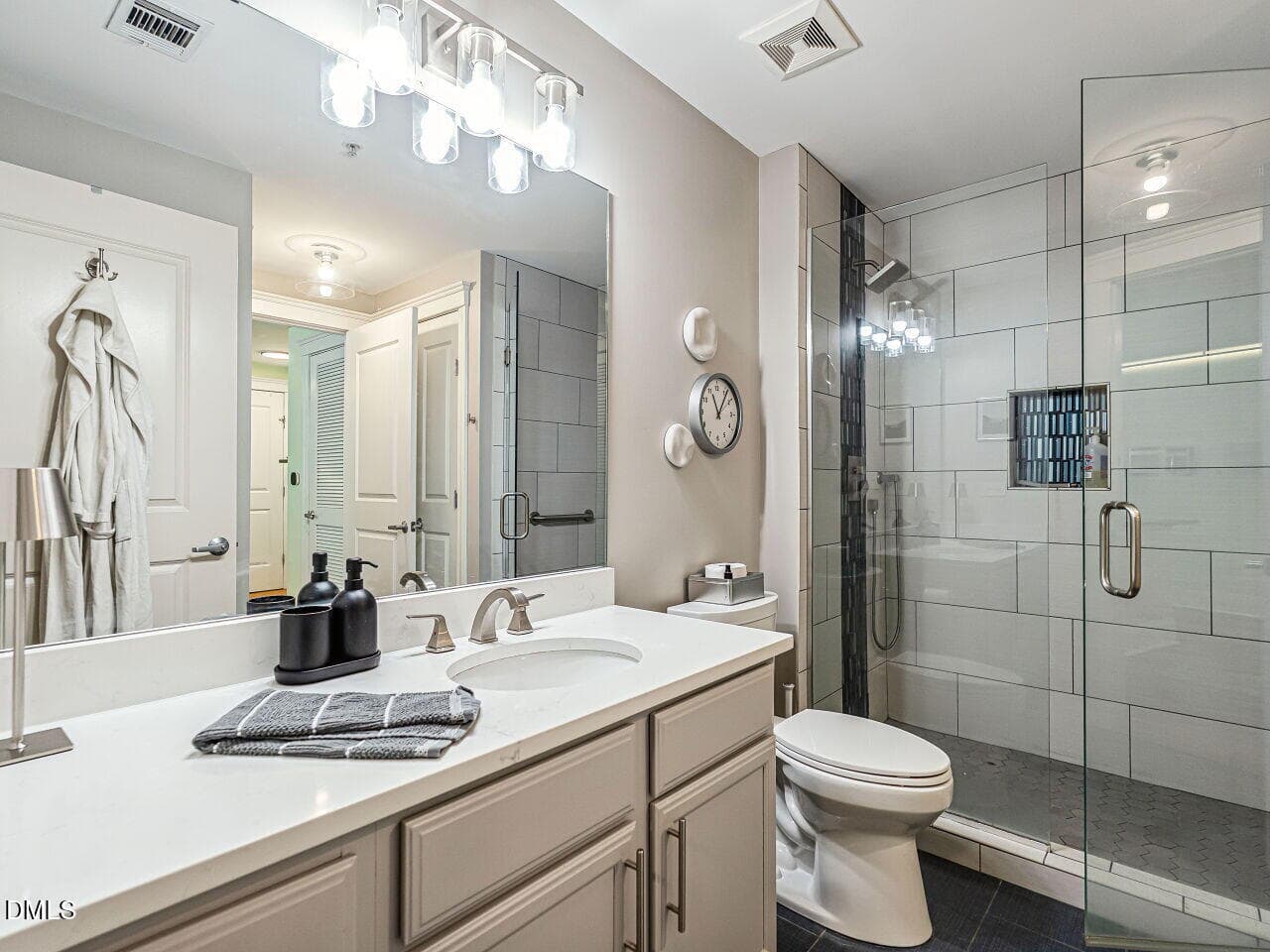 Bath with Walk In Shower - 222 Glenwood Avenue 210, Raleigh, NC 27603, Raleigh