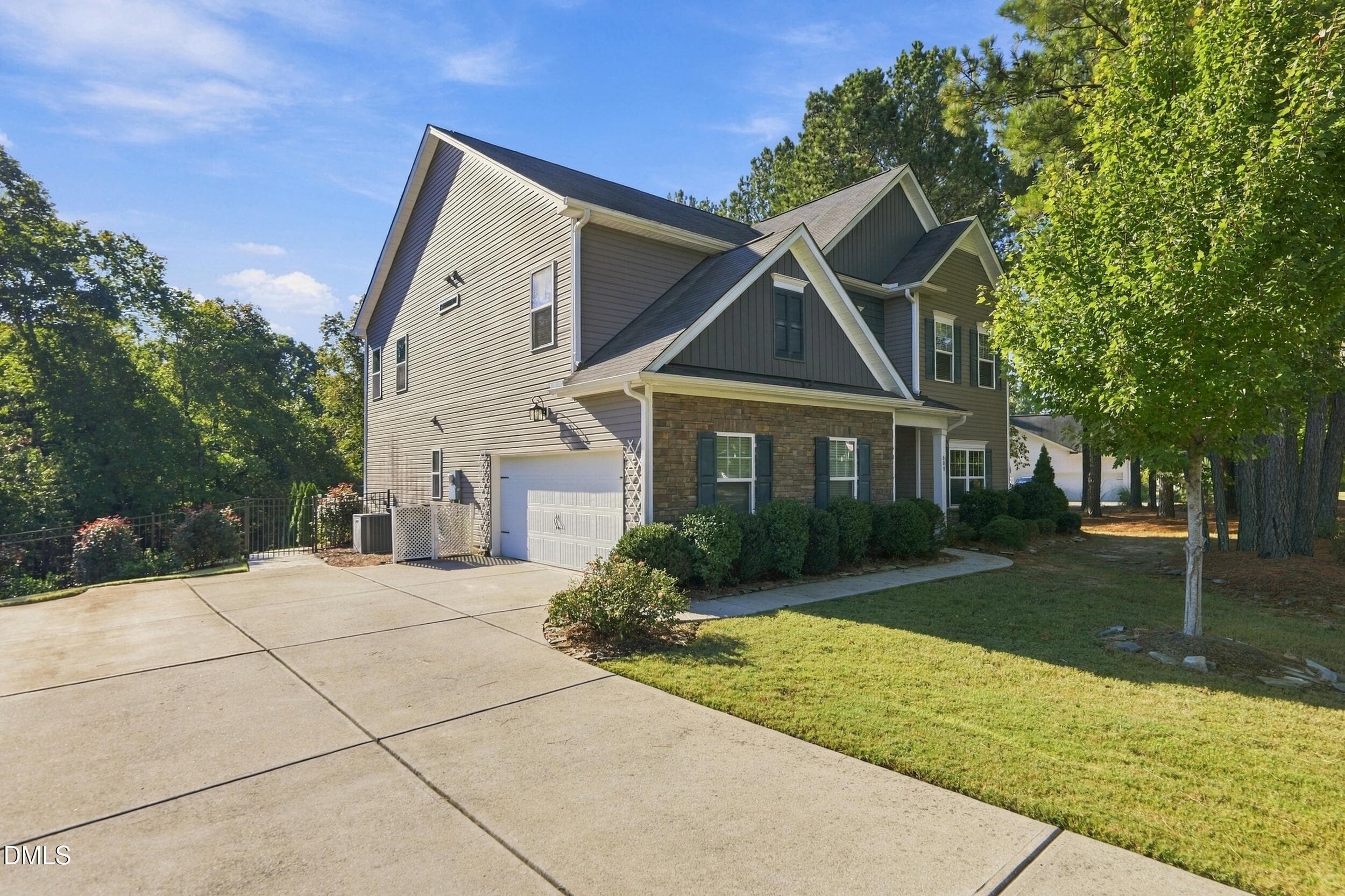8y3a1057 - 609 Prospectors Lane, Sanford, NC 27330, Sanford