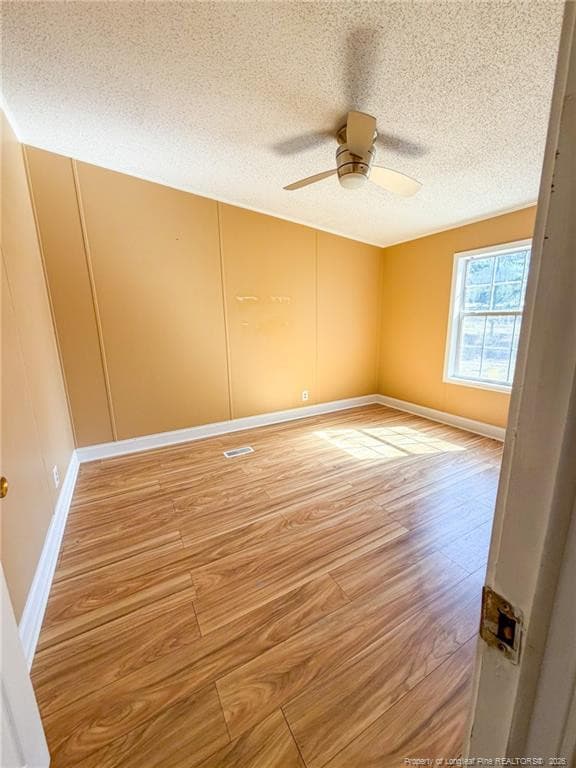 Guess room 2 - 6322 Aladdin Drive, Fayetteville, NC 28348, Fayetteville