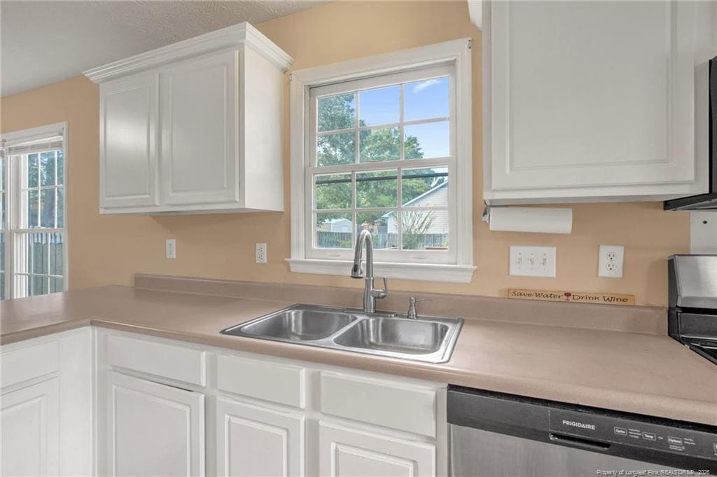 Photo 14 - 2918 Coachway Drive, Fayetteville, NC 28306, Fayetteville