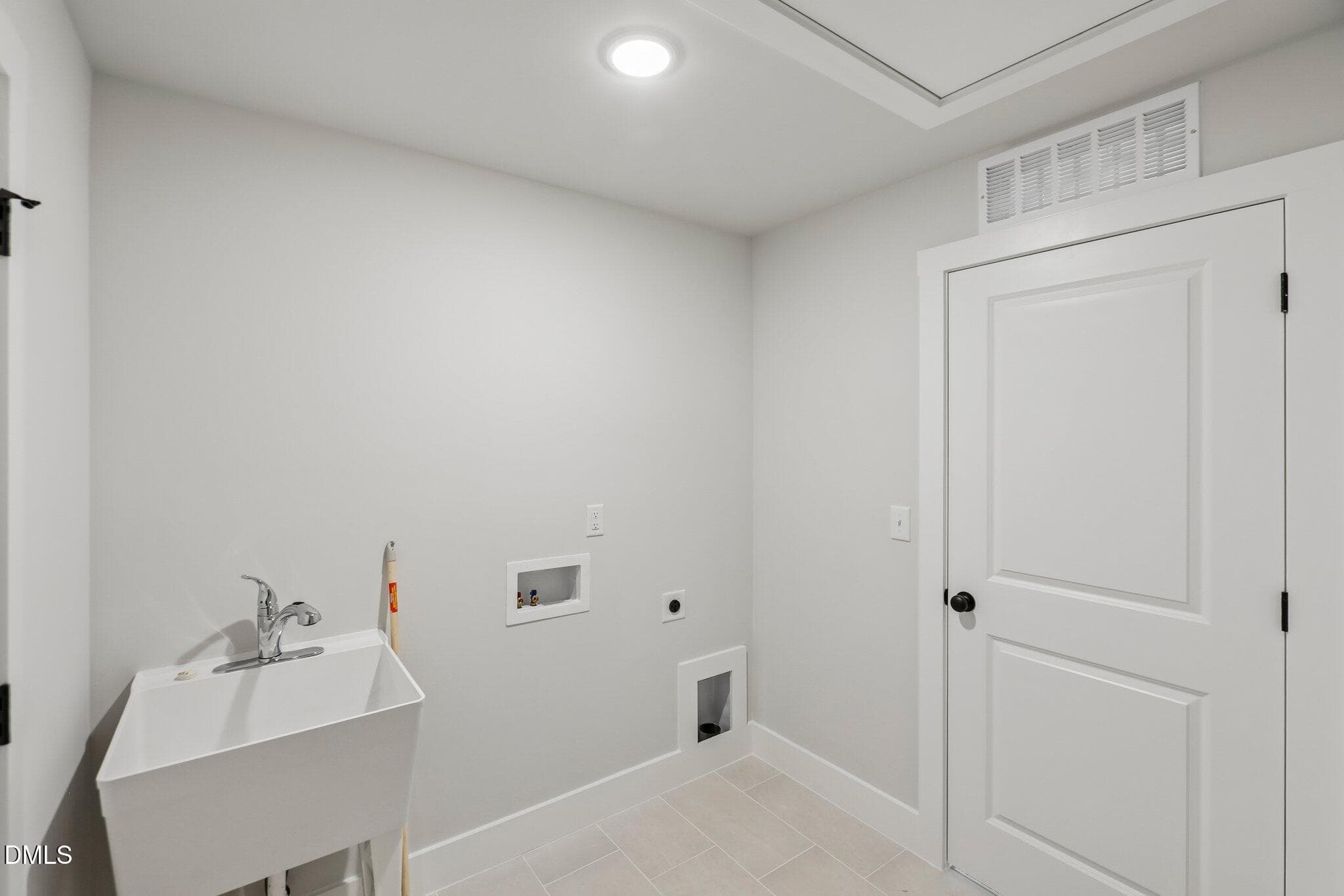 30-web-or-mls-Henry Crest Dr-S1510-030 - 36 Henry Crest Drive, Zebulon, NC 27597