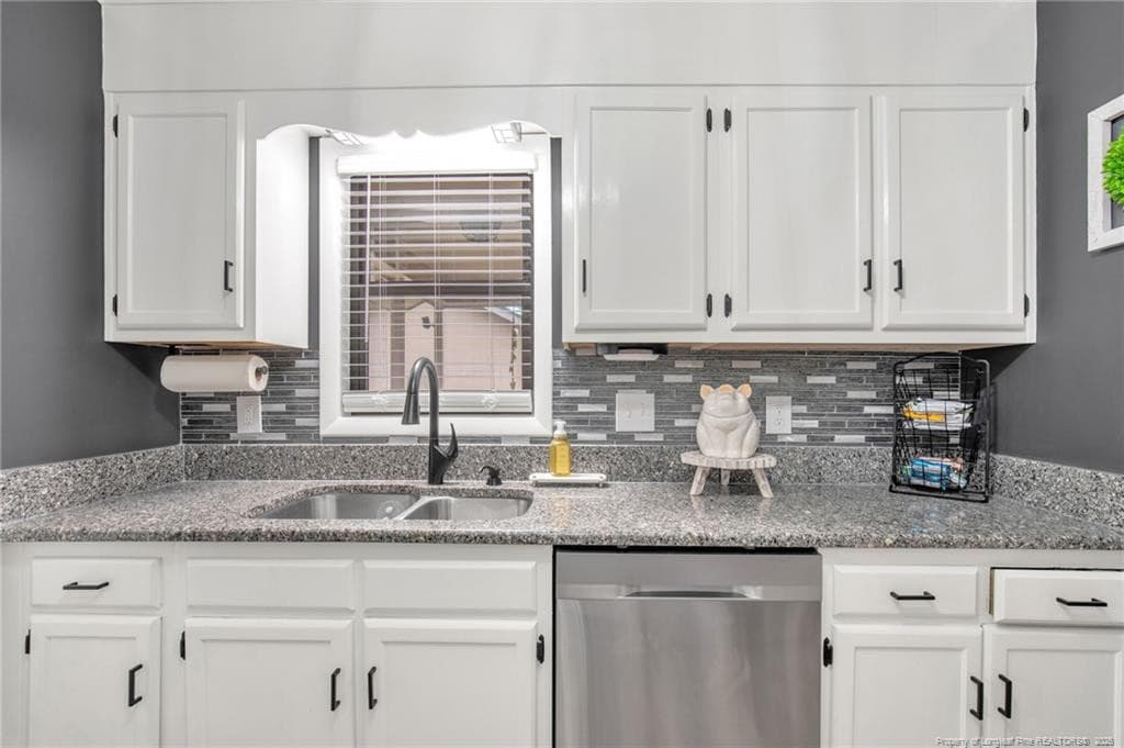 Photo 15 - 6715A Irongate Drive Drive A, Fayetteville, NC 28306, Fayetteville