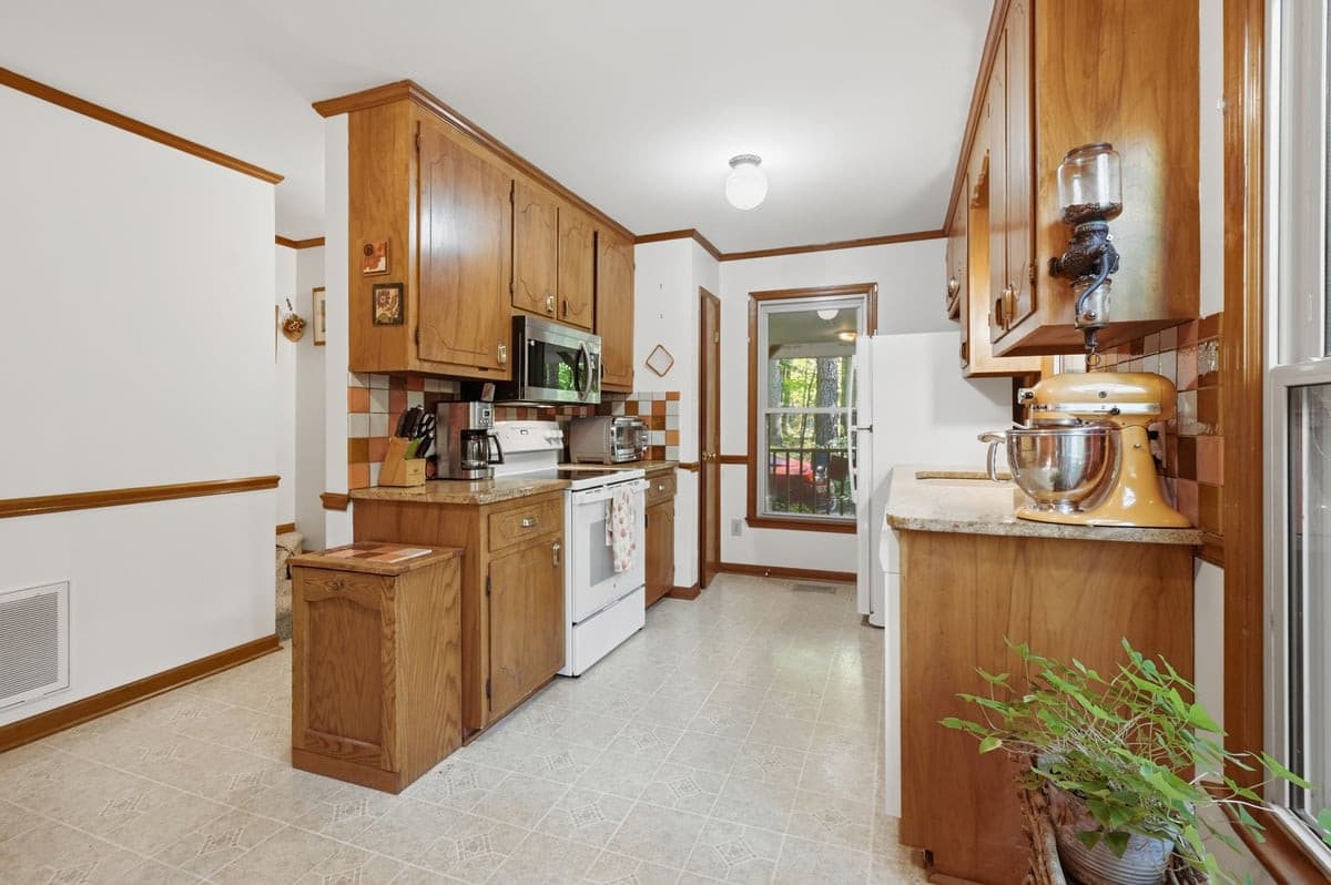 067.jpg - 1429 Davis Road, Hillsborough, NC 27278, Hillsborough