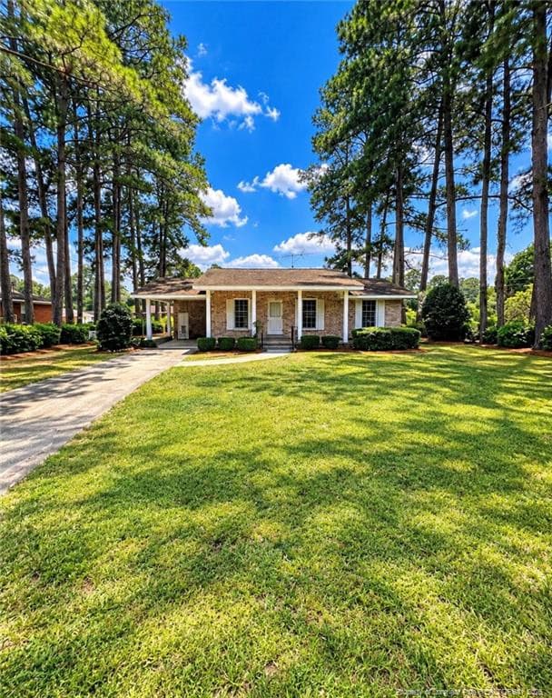 702 E Gertrude Street, Fairmont, NC 28340