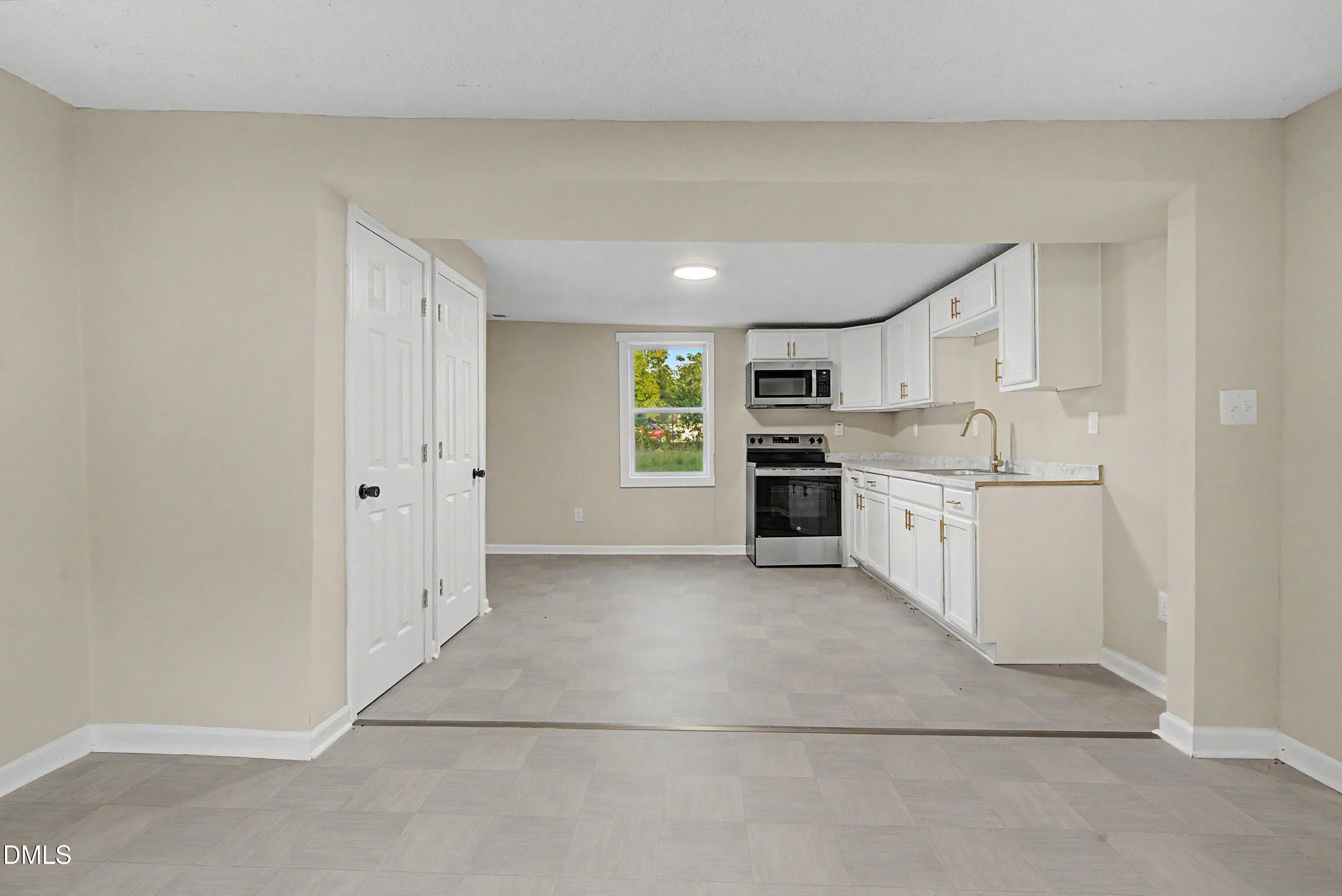 DSC08919 - 1310 Oakwood Avenue, Raleigh, NC 27610