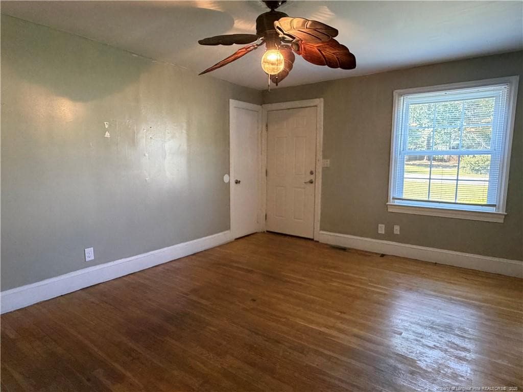 Photo 5 - 116 N Wright Street, Raeford, NC 28376, Raeford