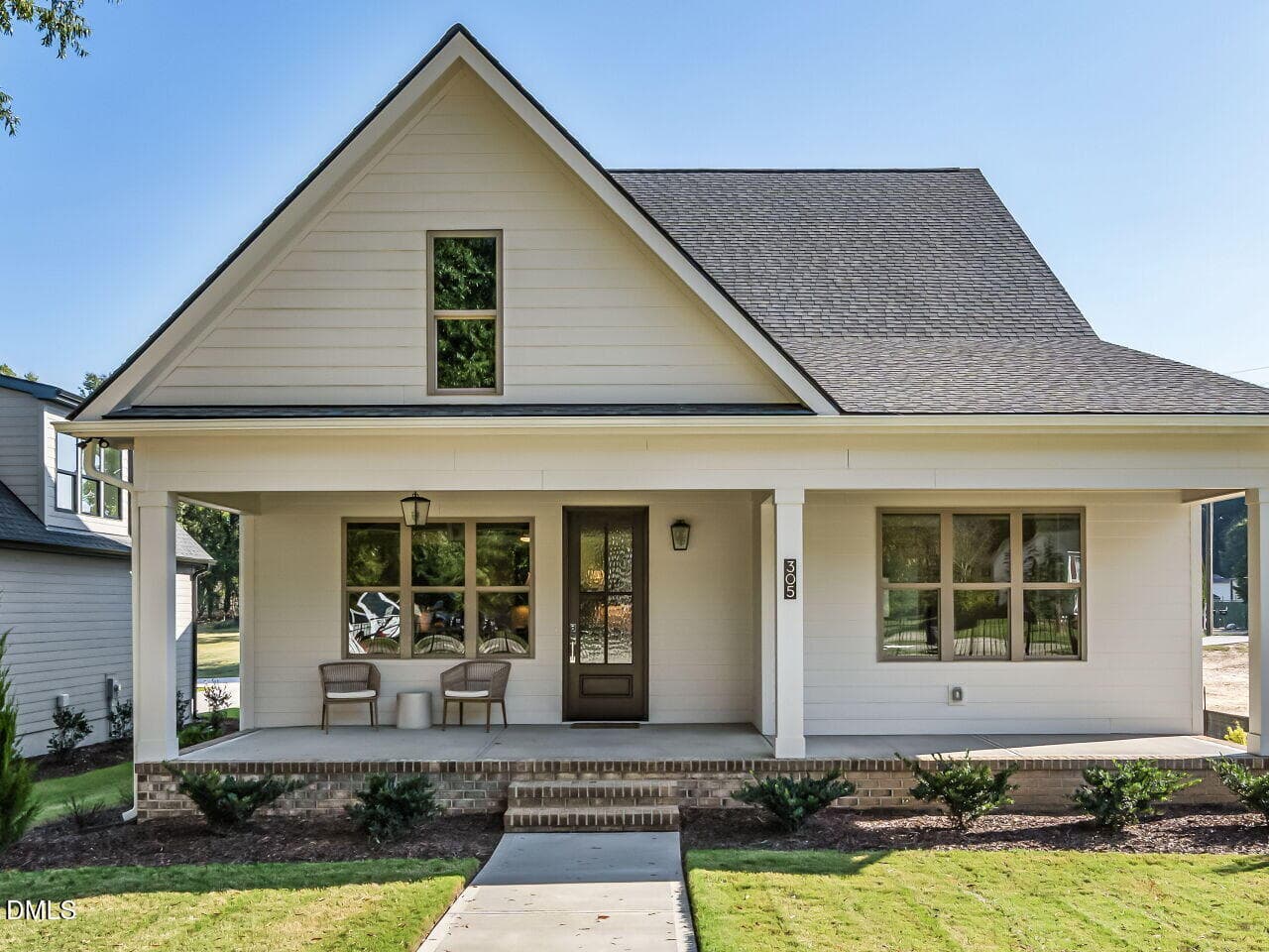 002-1280x960-main-exterior - 305 Grigsby Avenue, Holly Springs, NC 27540, Holly Springs