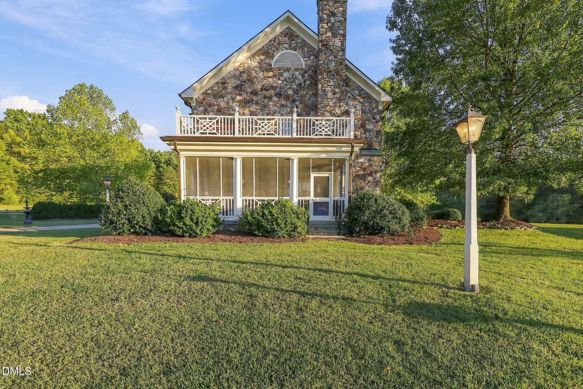 Screened-in porch - 2844 Leasburg Road, Roxboro, NC 27574