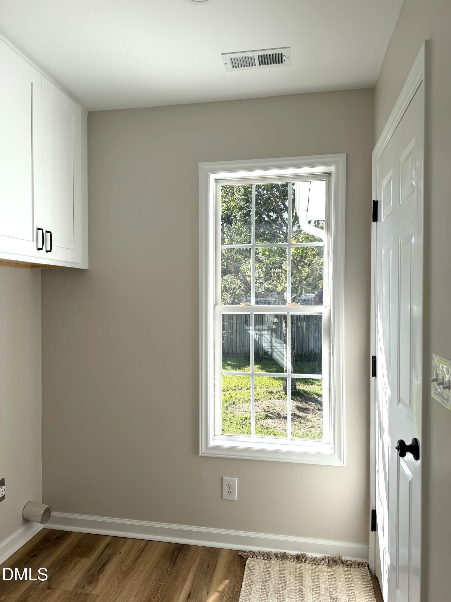 113 Laundry - 113 Jade Circle, Knightdale, NC 27545, Knightdale