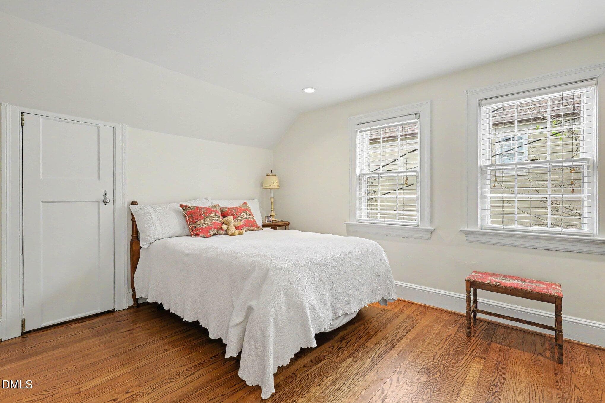 022_file_1611 - 2511 Kenmore Drive, Raleigh, NC 27608