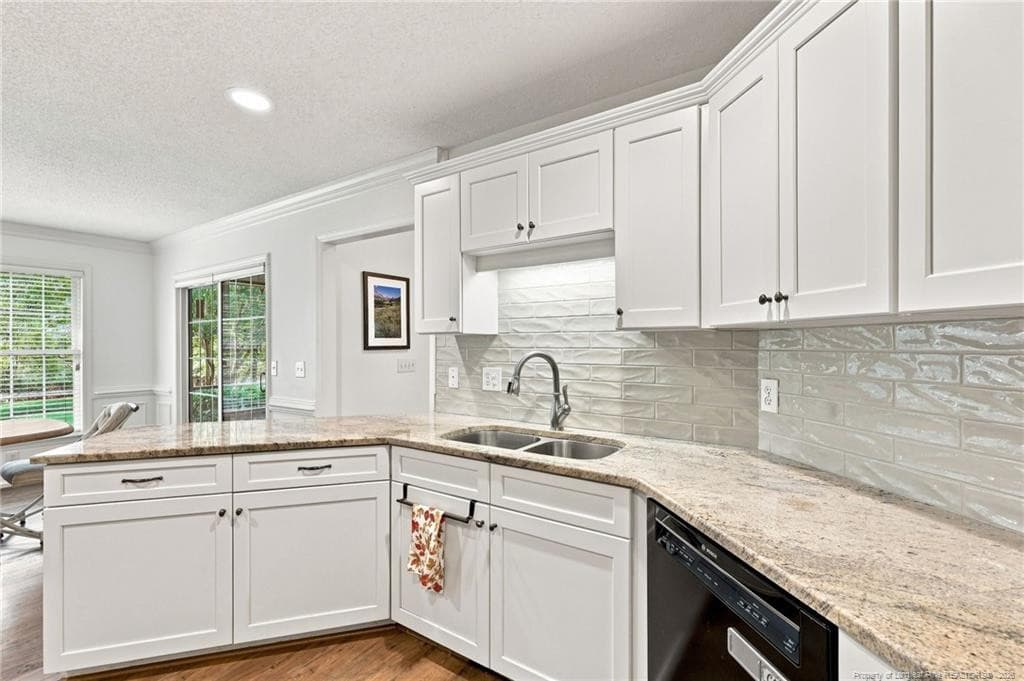 kitchen - 137 Winsford Circle, West End, NC 27376, West End