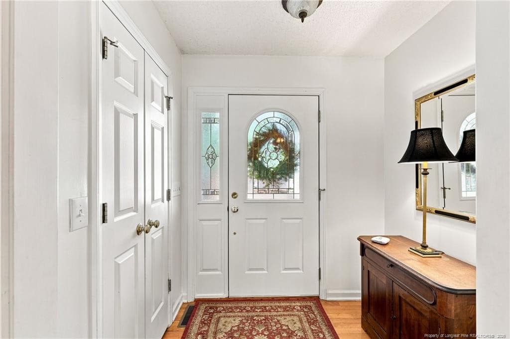 Foyer - 137 Winsford Circle, West End, NC 27376, West End