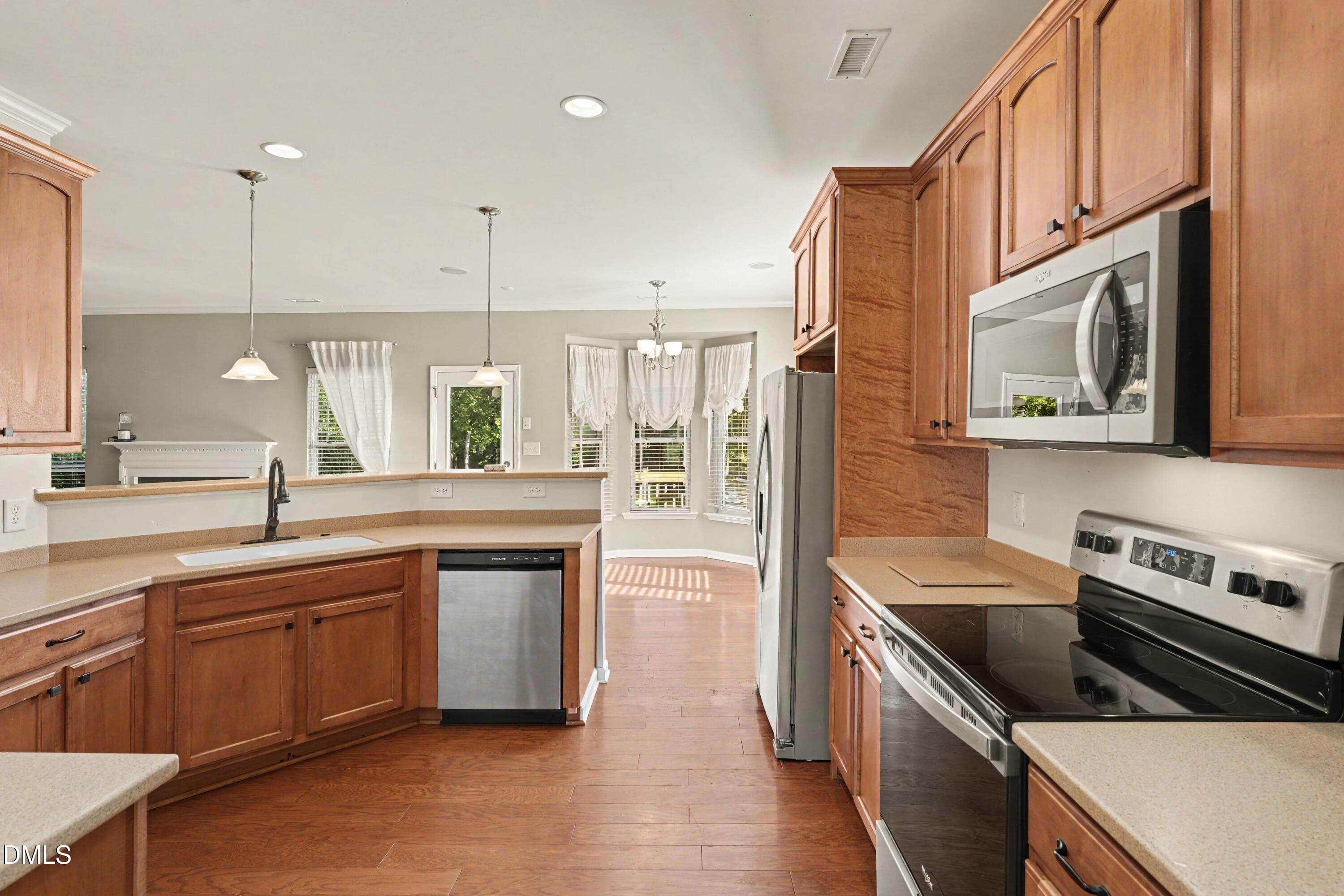 011_file_8125 - 2600 Taton Court, Sanford, NC 27330, Sanford