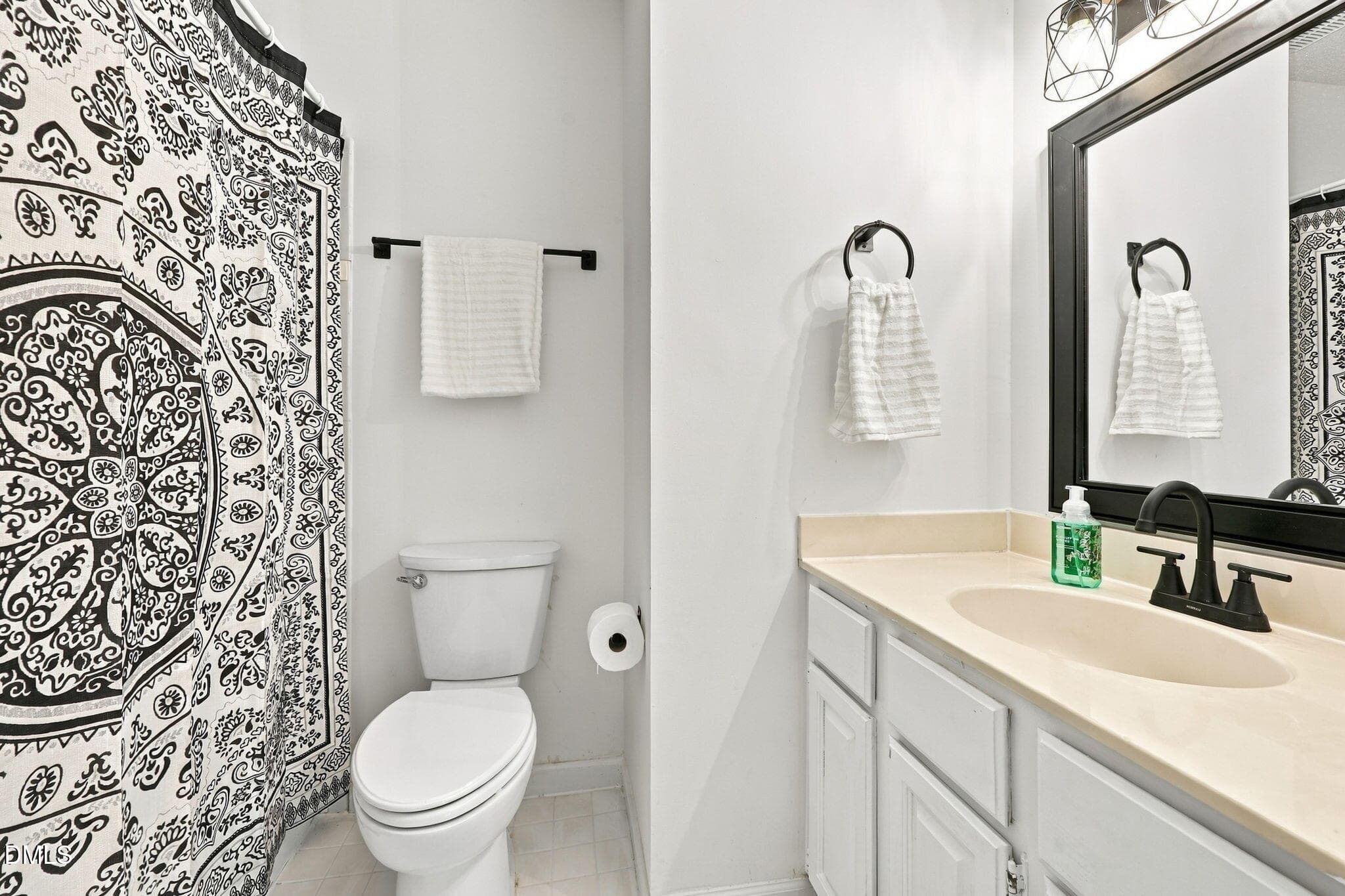 49-web-or-mls-IMG_4006_edit - 3305 Coachmans Way, Durham, NC 27705, Durham