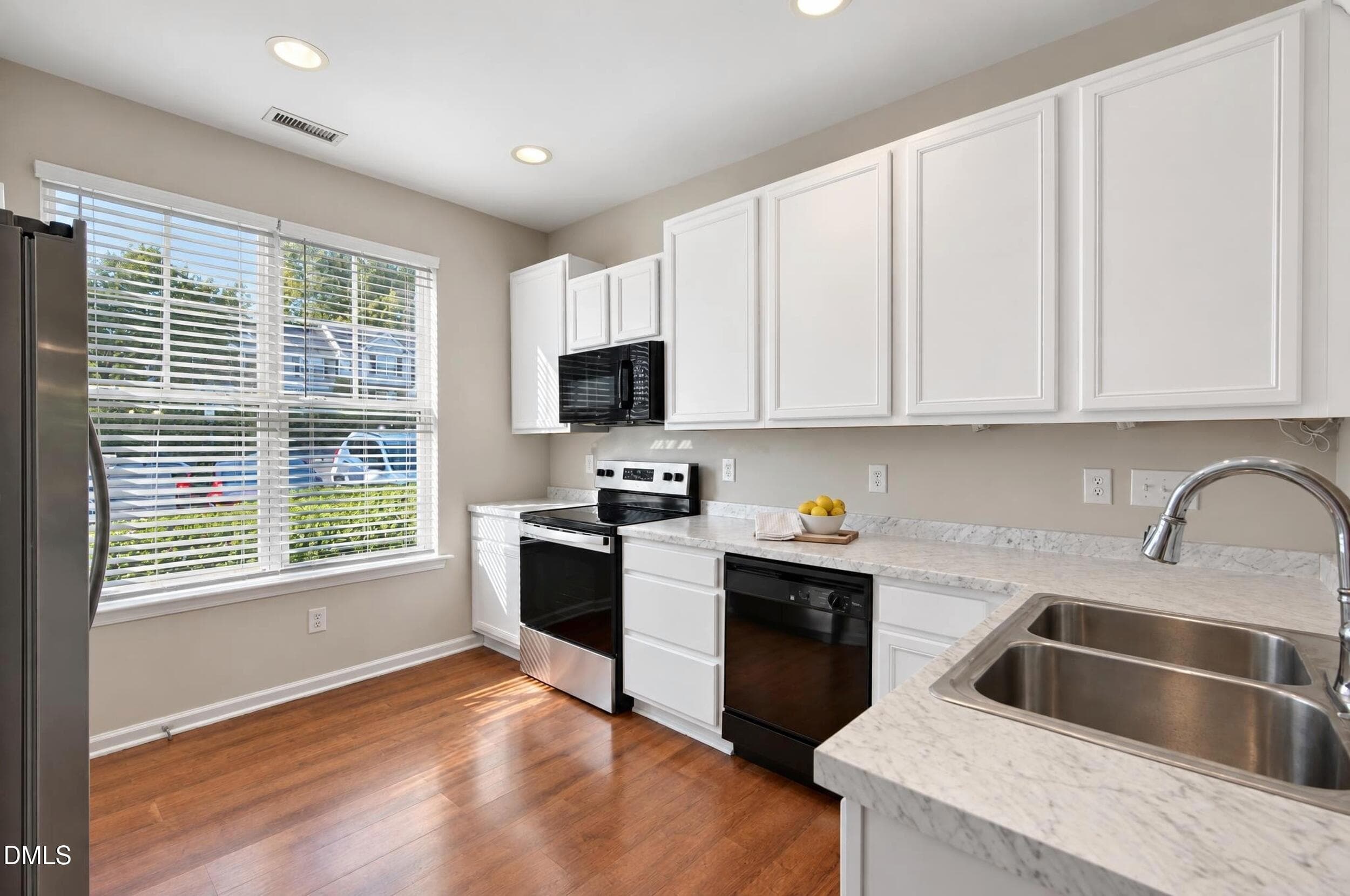Kitchen - 8422 Central Drive, Raleigh, NC 27613, Raleigh