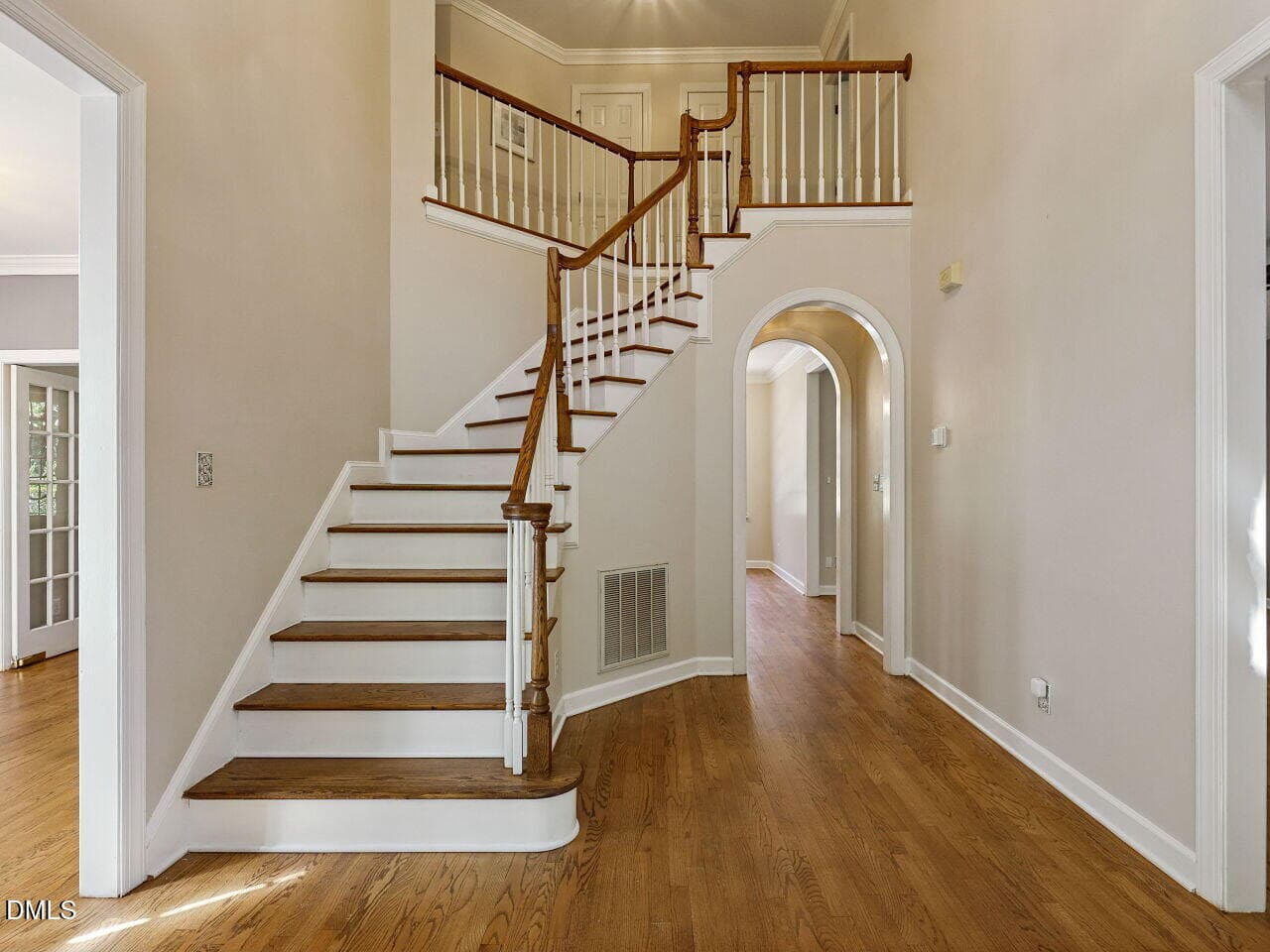 005-1280x960-foyer-entry - 6225 Hampton Ridge Road, Raleigh, NC 27603
