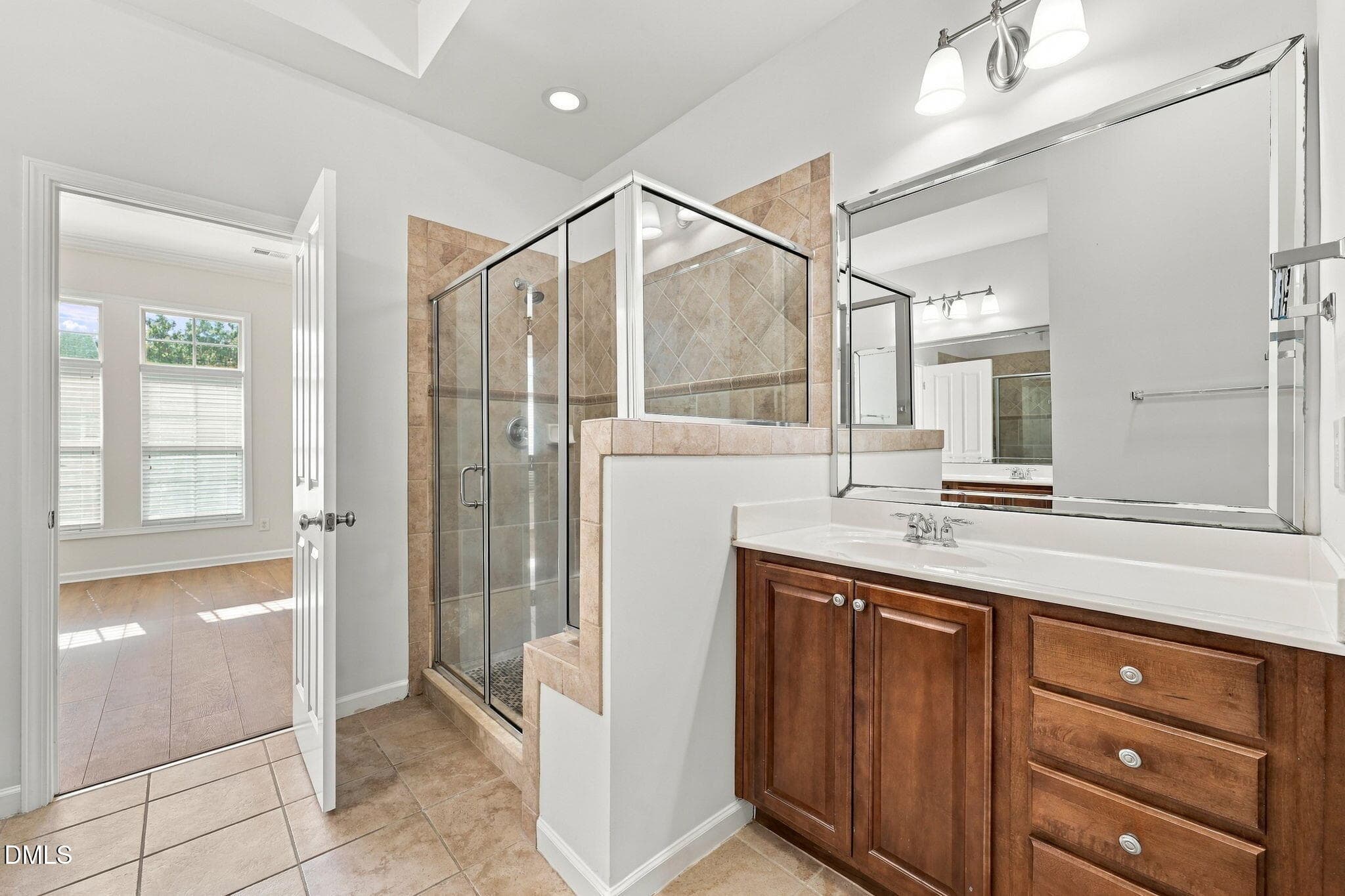 32-web-or-mls-IMG_0196 - 6207 Oconner Street, Raleigh, NC 27617, Raleigh