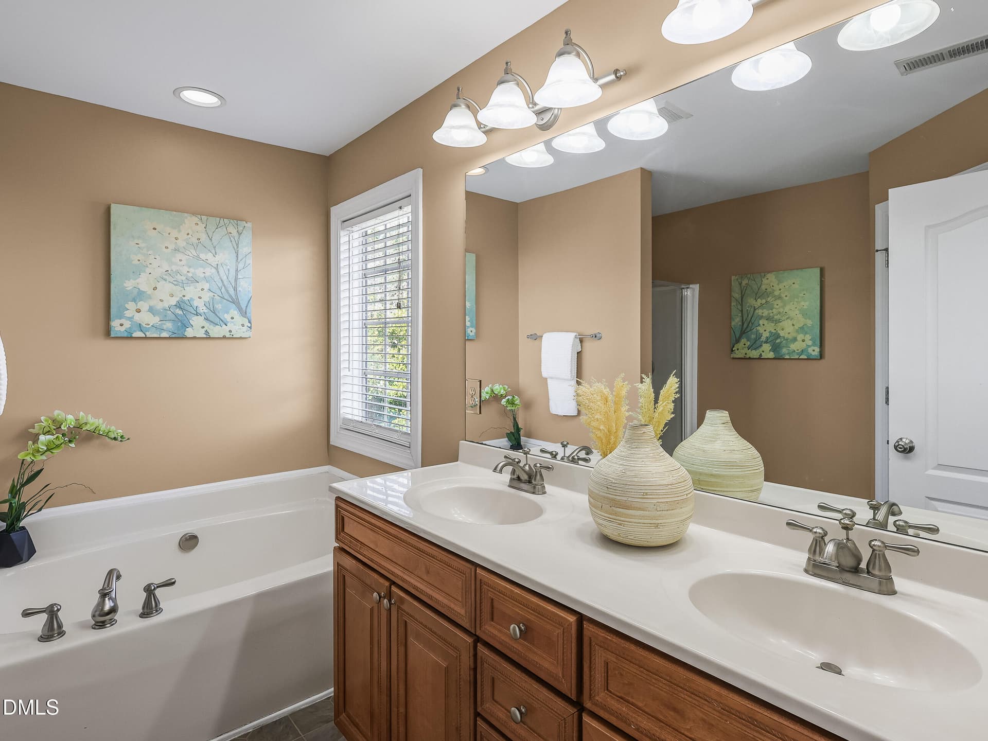 024_322_big_willow_primary_bath - 322 Big Willow Way, Rolesville, NC 27571