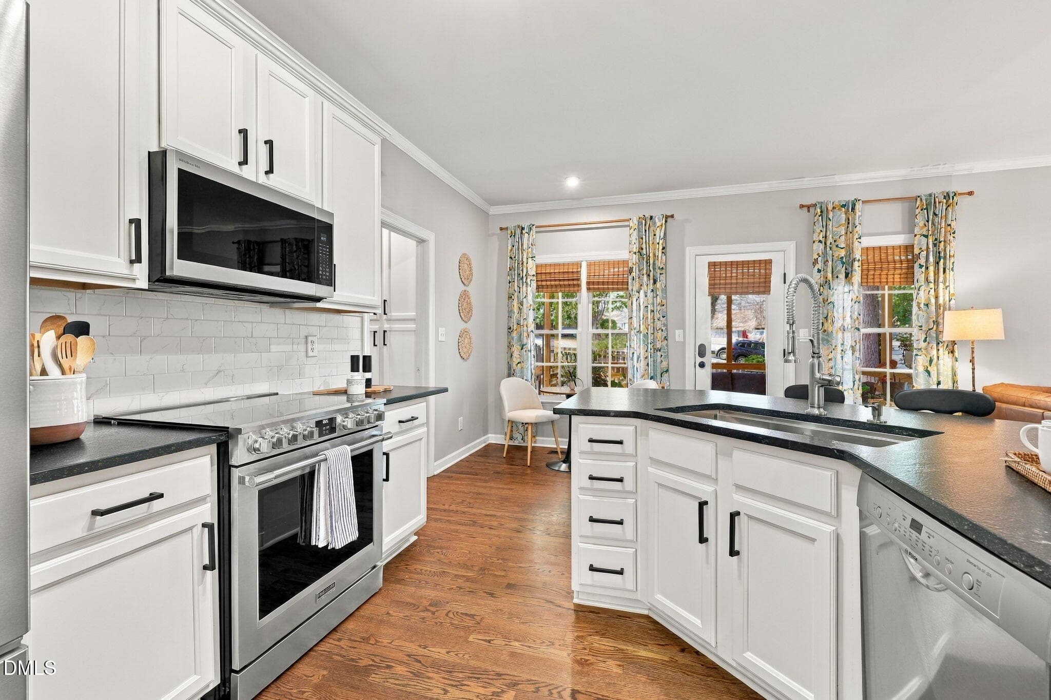 35-web-or-mls-IMG_5470 - 301 Acorn Hill Lane, Apex, NC 27502, Apex