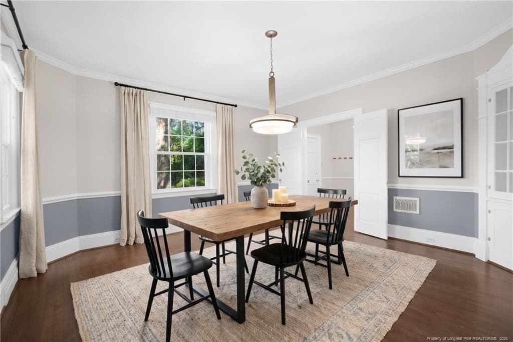 Furniture is virtually staged - 220 Bradford Avenue, Fayetteville, NC 28301, Fayetteville