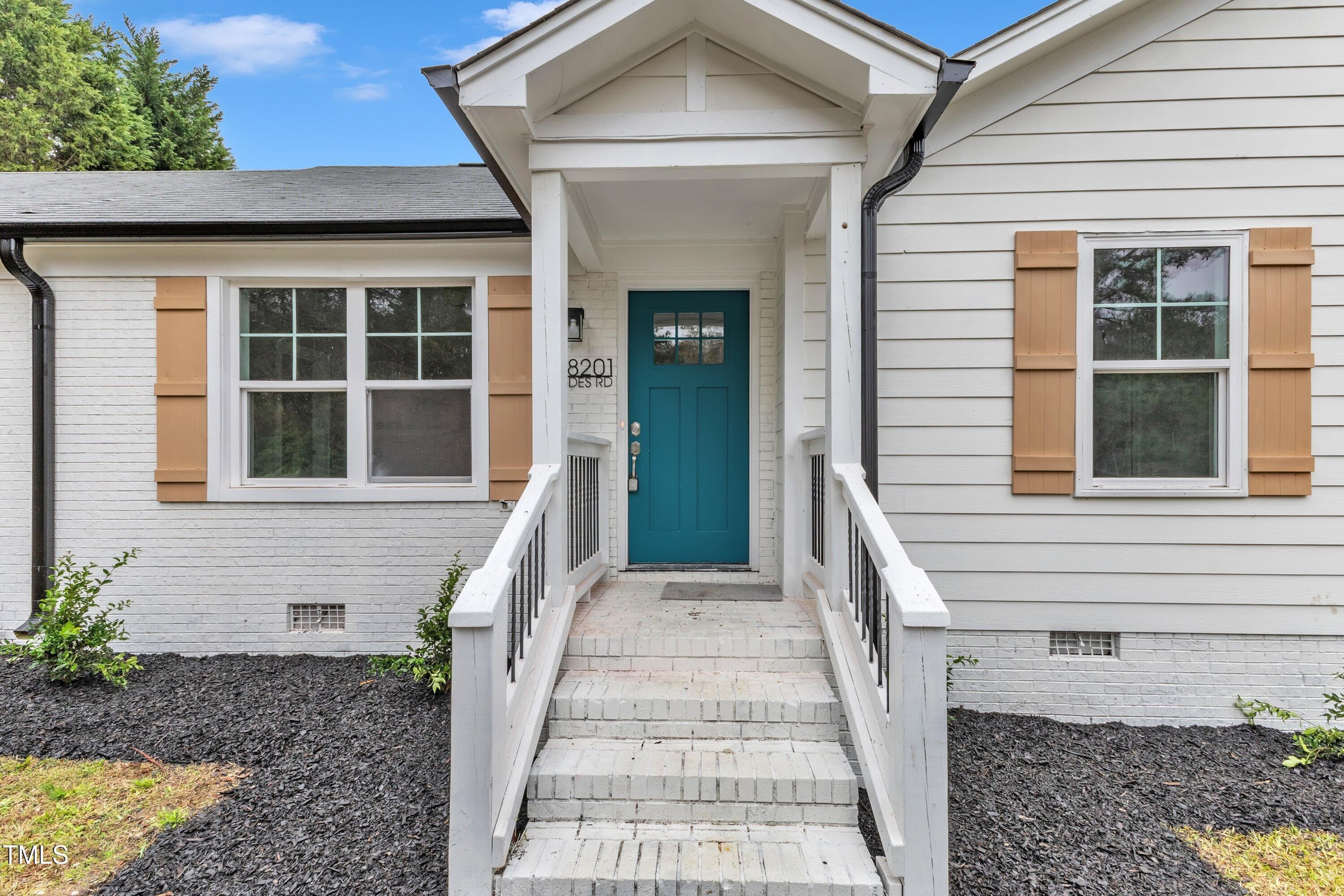 8201 Rhodes Road, Apex, NC 27539