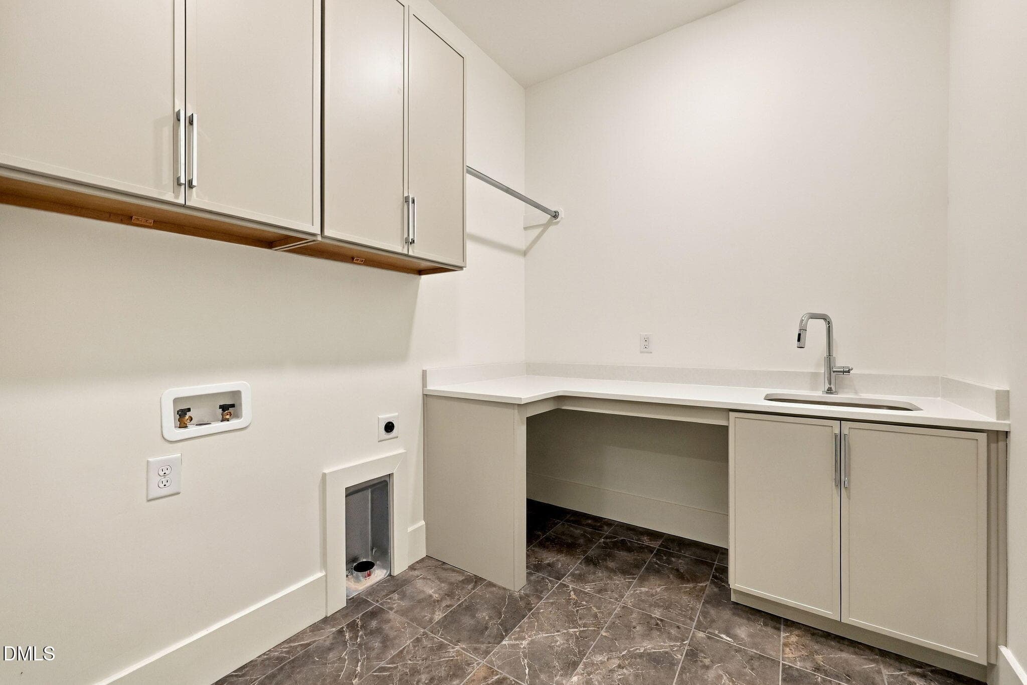 32-web-or-mls-IMG_5059_Edit - 528 Barksdale Drive, Raleigh, NC 27604