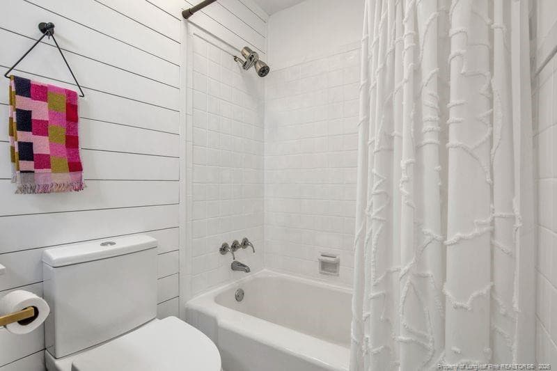 Photo 25 - 406 Rollingwood Circle, Fayetteville, NC 28305, Fayetteville
