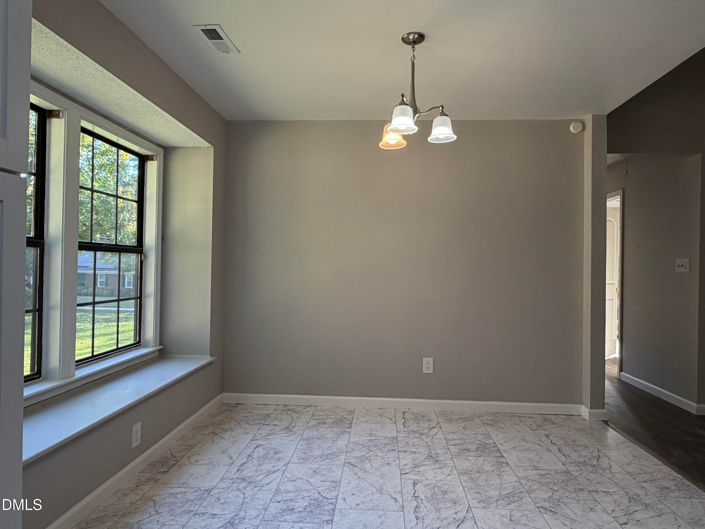 Dining Area 1 - 301 Reynolds Avenue, Durham, NC 27707, Durham