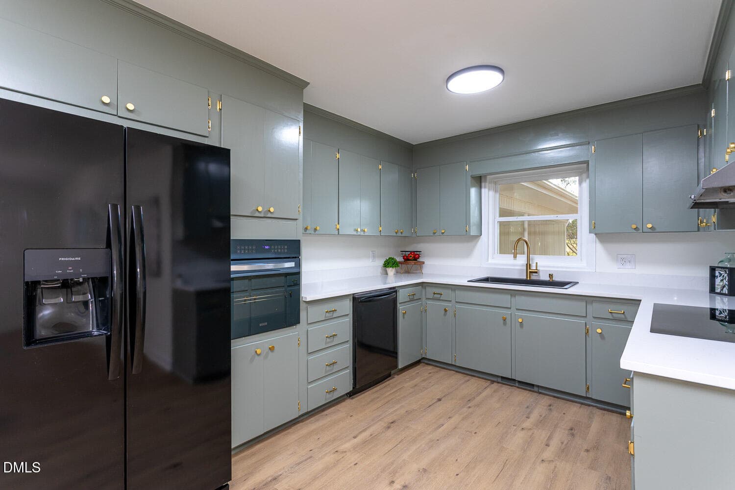 NEW Fridge & Oven - 194 Furney Pearce Road, Zebulon, NC 27597, Zebulon