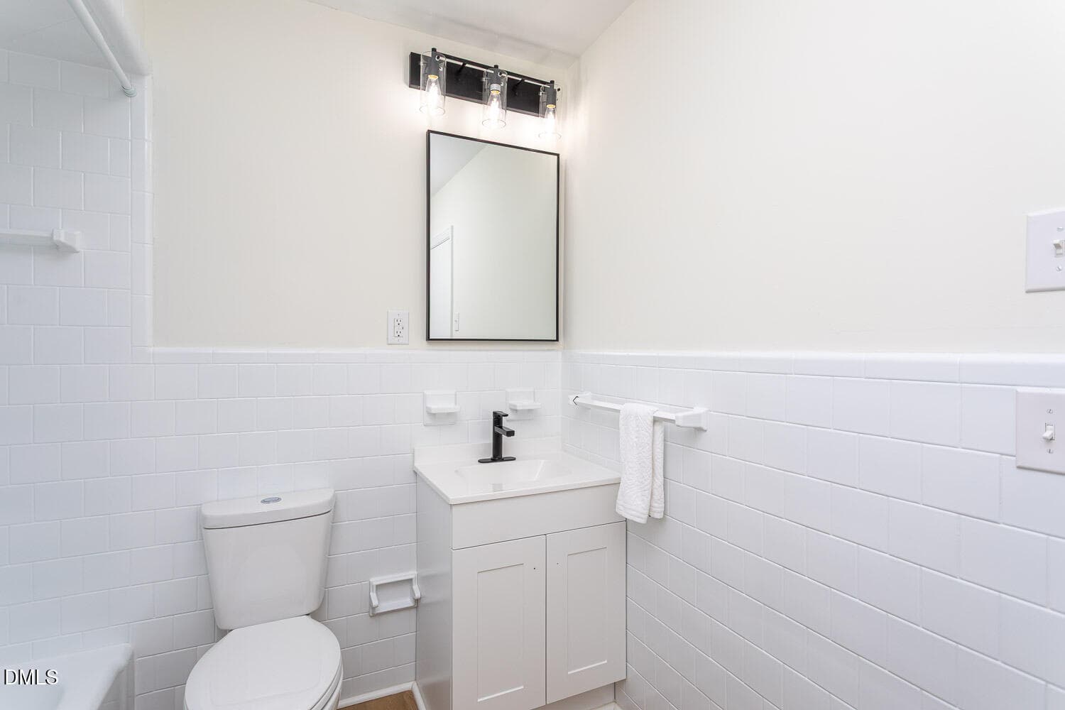 Secondary Bath - 194 Furney Pearce Road, Zebulon, NC 27597, Zebulon