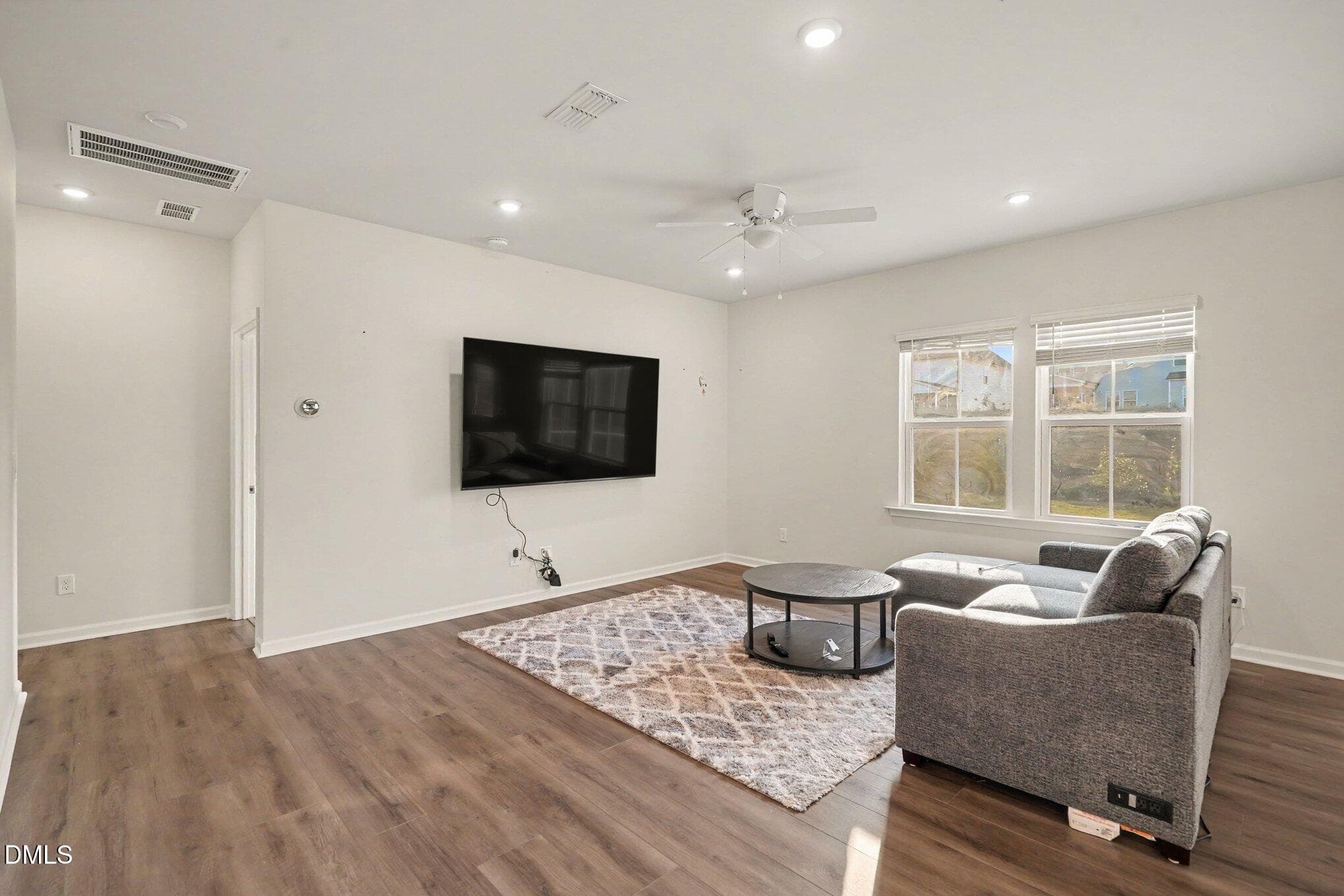 008_file_6883 - 1405 Hollyview Avenue, Durham, NC 27703, Durham
