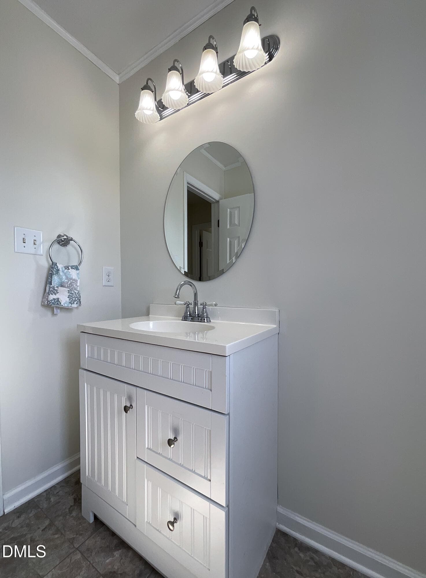 Bath 2 - 118 Westlake Drive, Wendell, NC 27591, Wendell