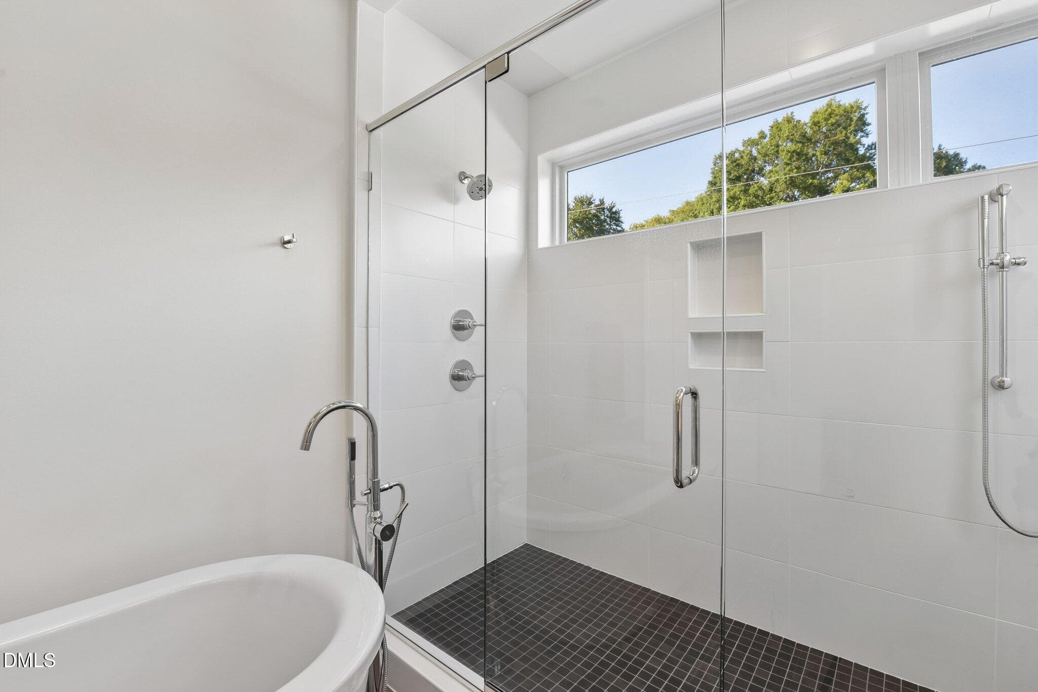 32-web-or-mls-Edenton St-S1610-032 - 524 E Edenton Street, Raleigh, NC 27601, Raleigh