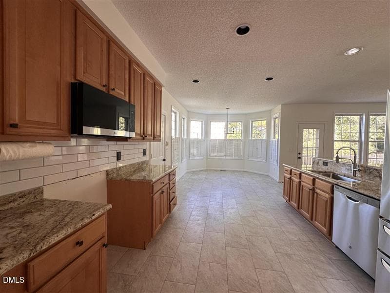 3) 78352-6acec9976394a - 101 Hewitt Court, Morrisville, NC 27560