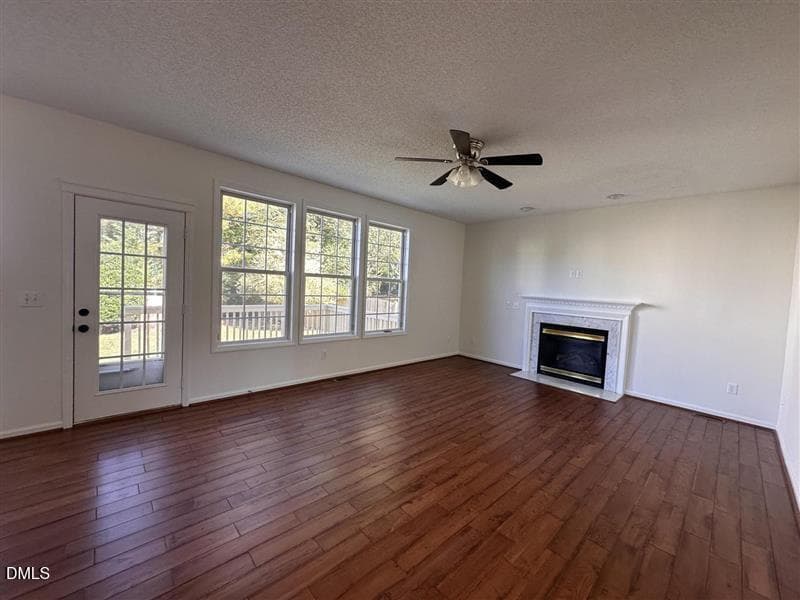 7) 78352-6aceca1837246 - 101 Hewitt Court, Morrisville, NC 27560