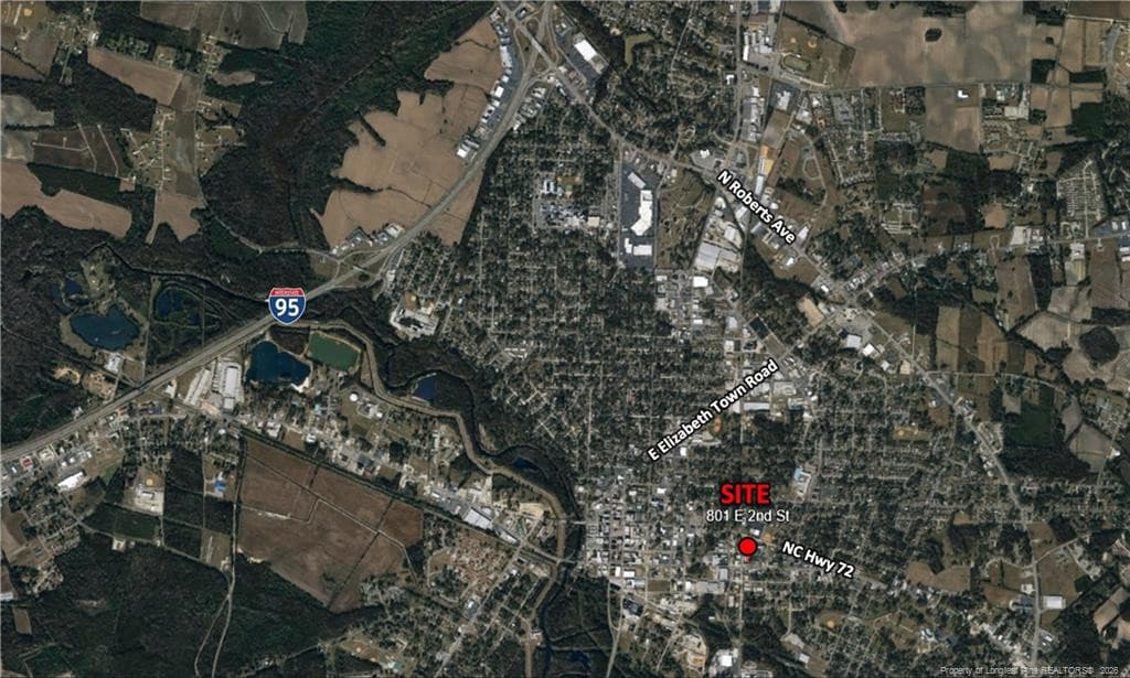 Photo 4 - 801 E Second Street, Saint Pauls, NC 28384