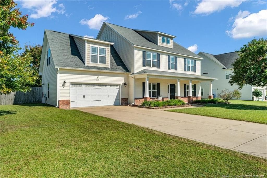 Photo 2 - 286 Peaceford Avenue, Raeford, NC 28376, Raeford
