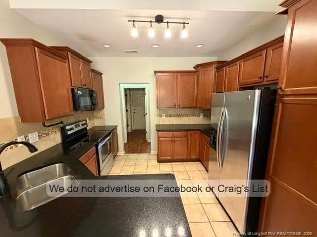 Photo 5 - 194 Tadcaster Court, Raeford, NC 28376