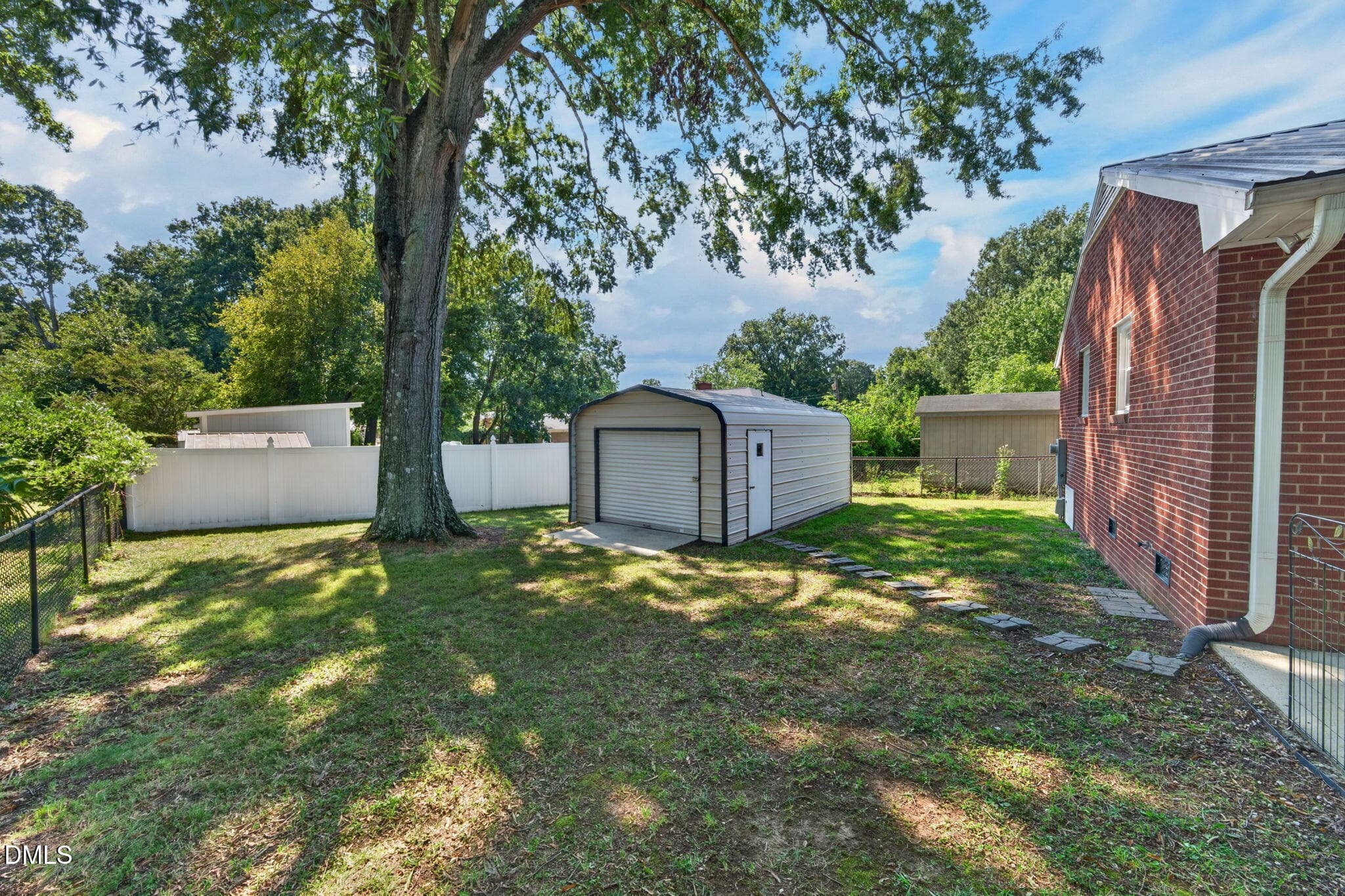 35-web-or-mls-P1091073 - 1408 Harriet Drive, Burlington, NC 27215, Burlington