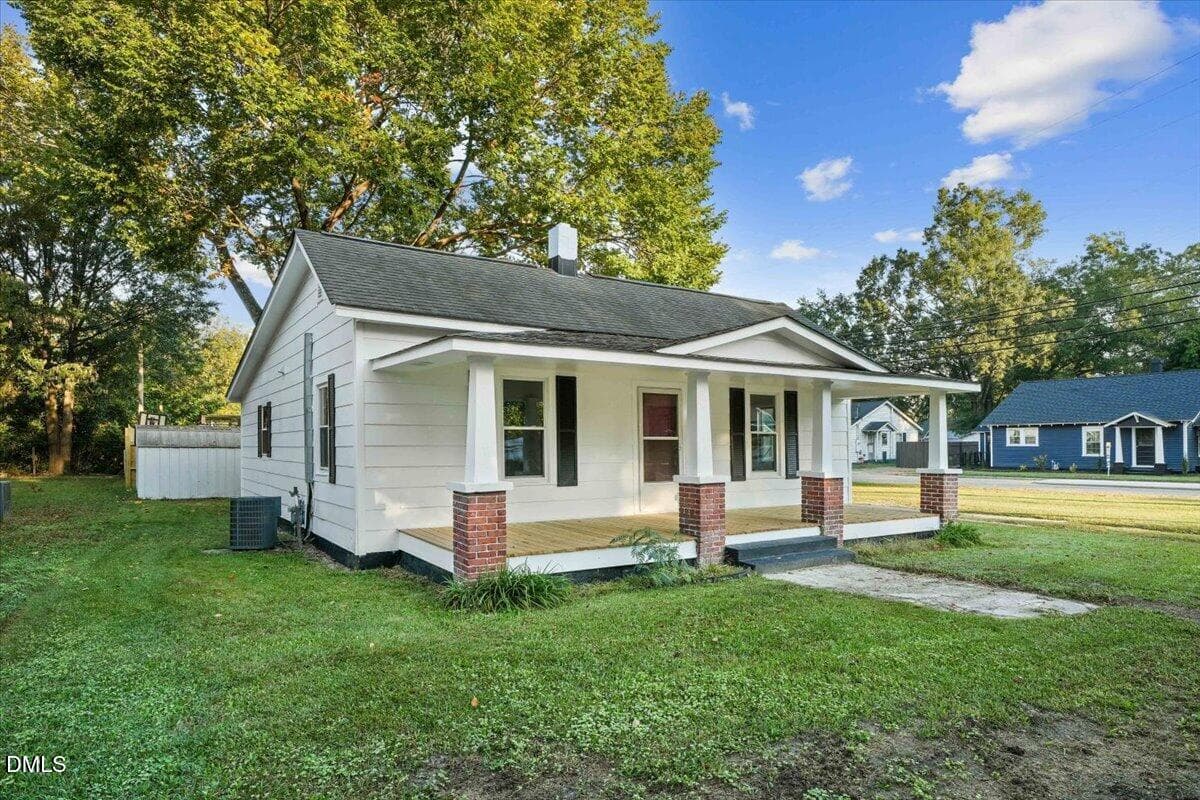 04-511 N Webb St-4 - 511 N Webb Street, Selma, NC 27576