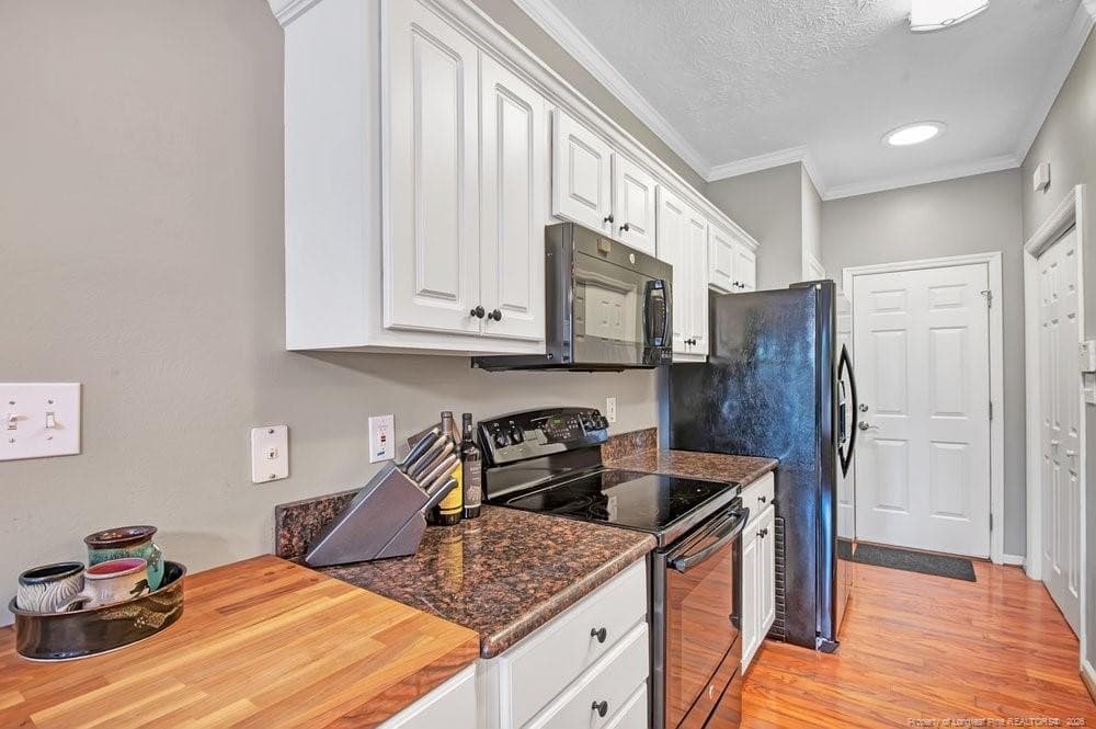 Photo 8 - 1527 Dixon Drive, Fayetteville, NC 28305, Fayetteville