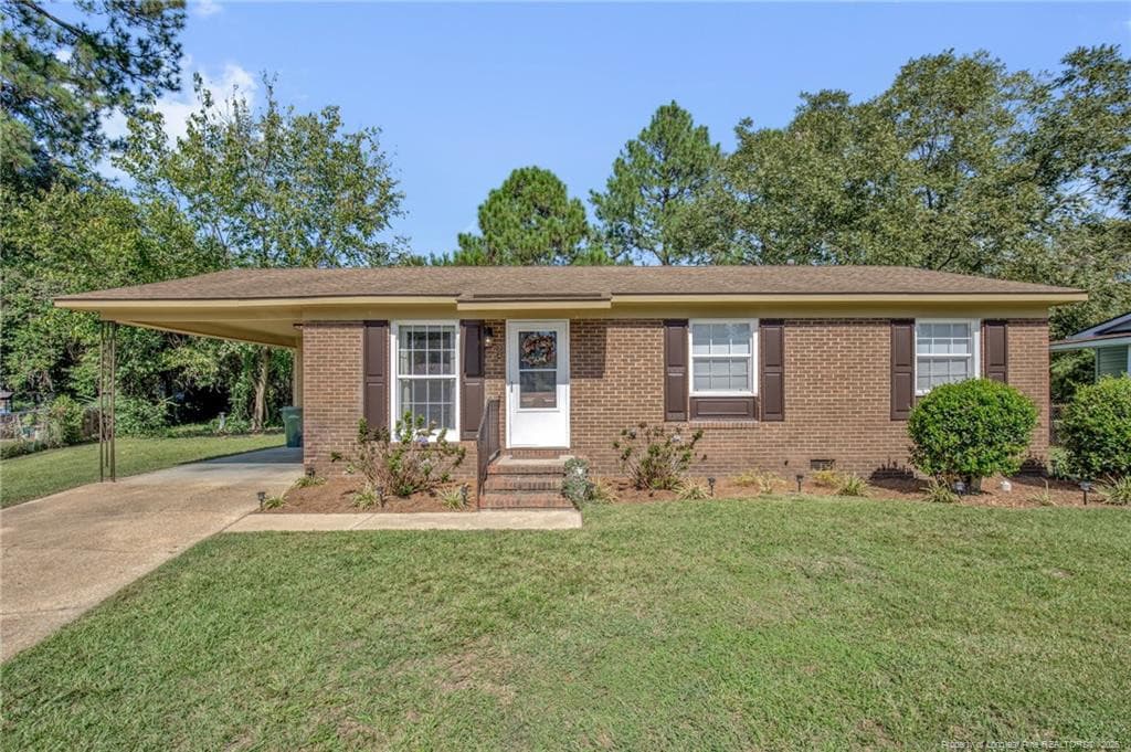 304 Bighorn Drive, Fayetteville, NC 28303