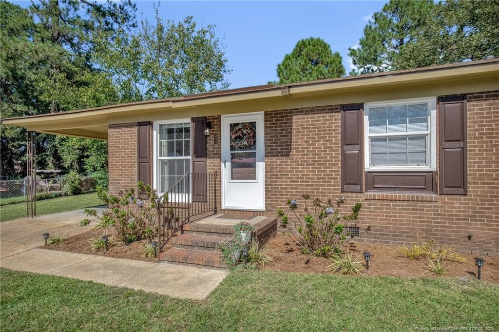 Photo 2 - 304 Bighorn Drive, Fayetteville, NC 28303, Fayetteville