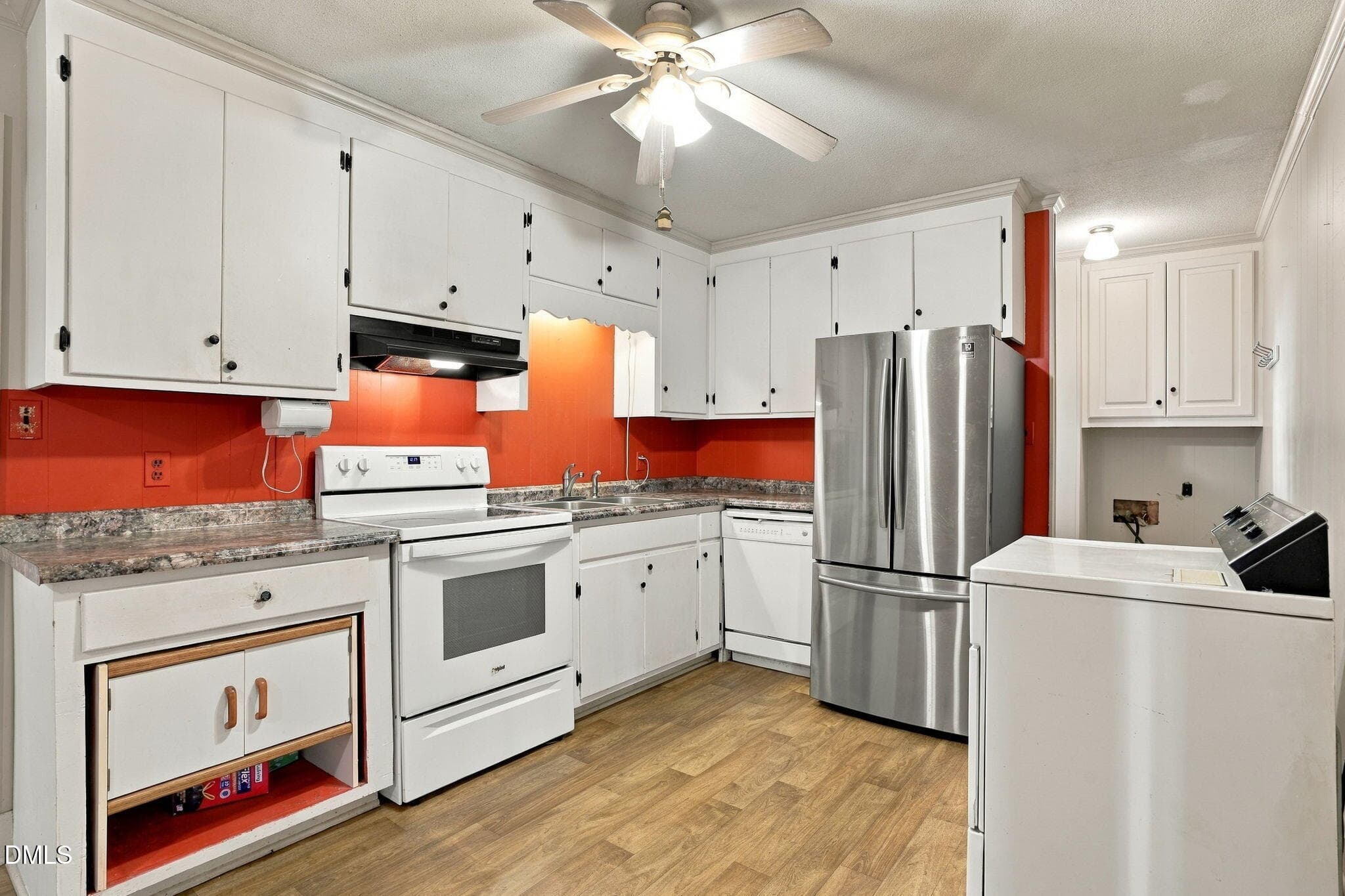 Kitchen 6 - 604 N Saratoga Street, Stantonsburg, NC 27883
