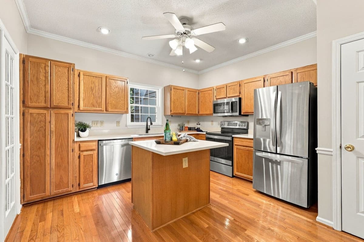 40-web-or-mls-IMG_9636.jpg - 128 Riverwalk Circle, Cary, NC 27511