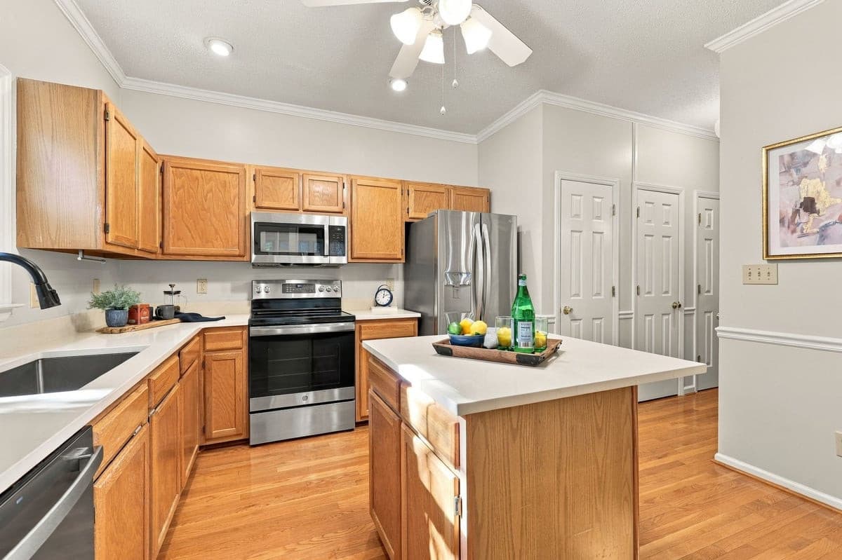 39-web-or-mls-IMG_9633_Edit.jpg - 128 Riverwalk Circle, Cary, NC 27511