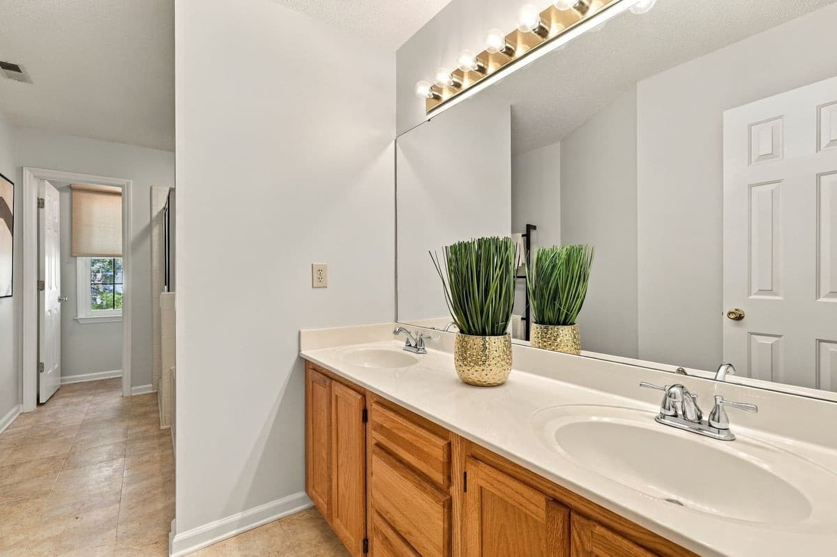 20-web-or-mls-IMG_9558.jpg - 128 Riverwalk Circle, Cary, NC 27511